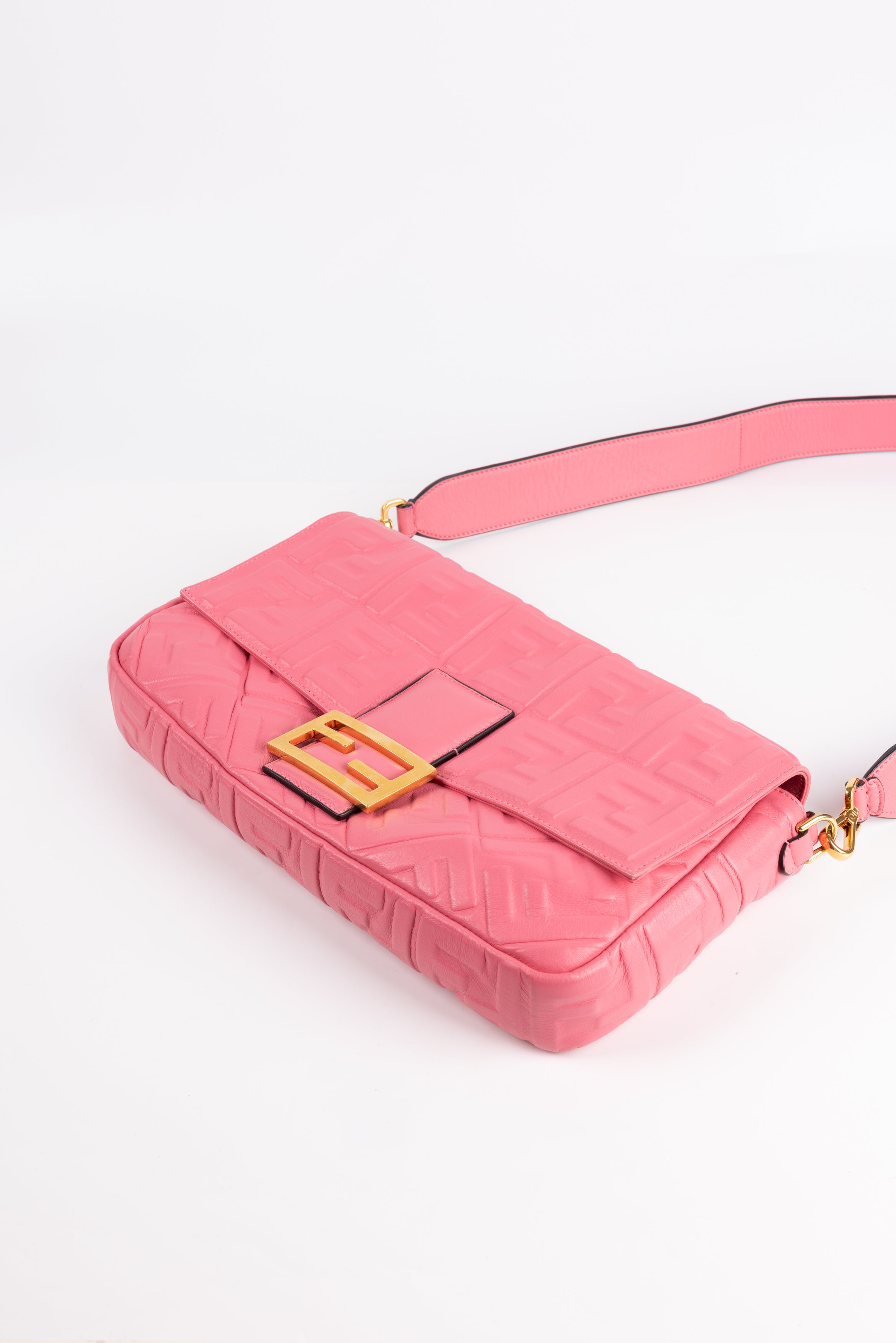 Fendi Baguette Grande Rosa