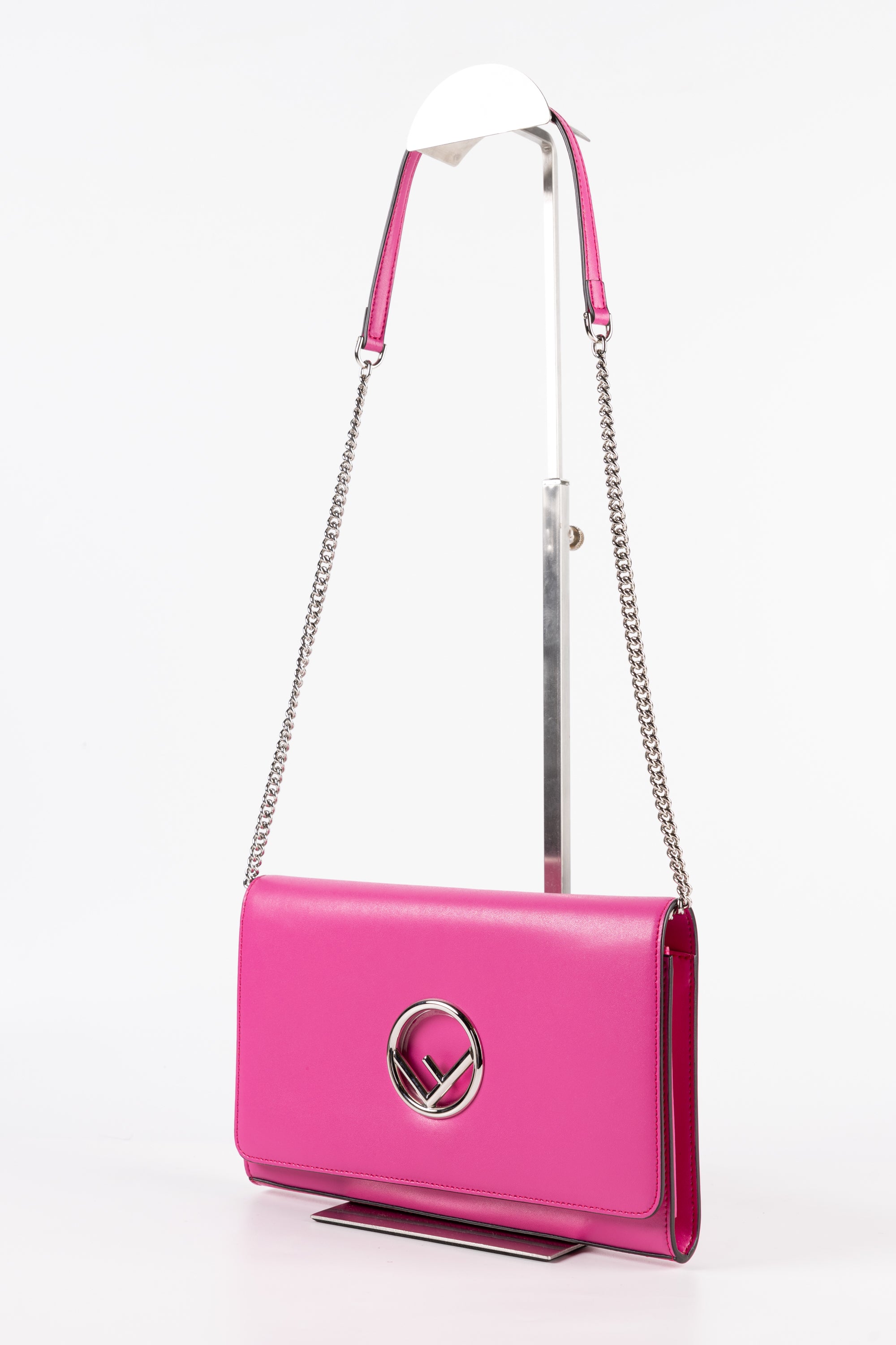 Fendi Wallet on Chain Fucsia pink