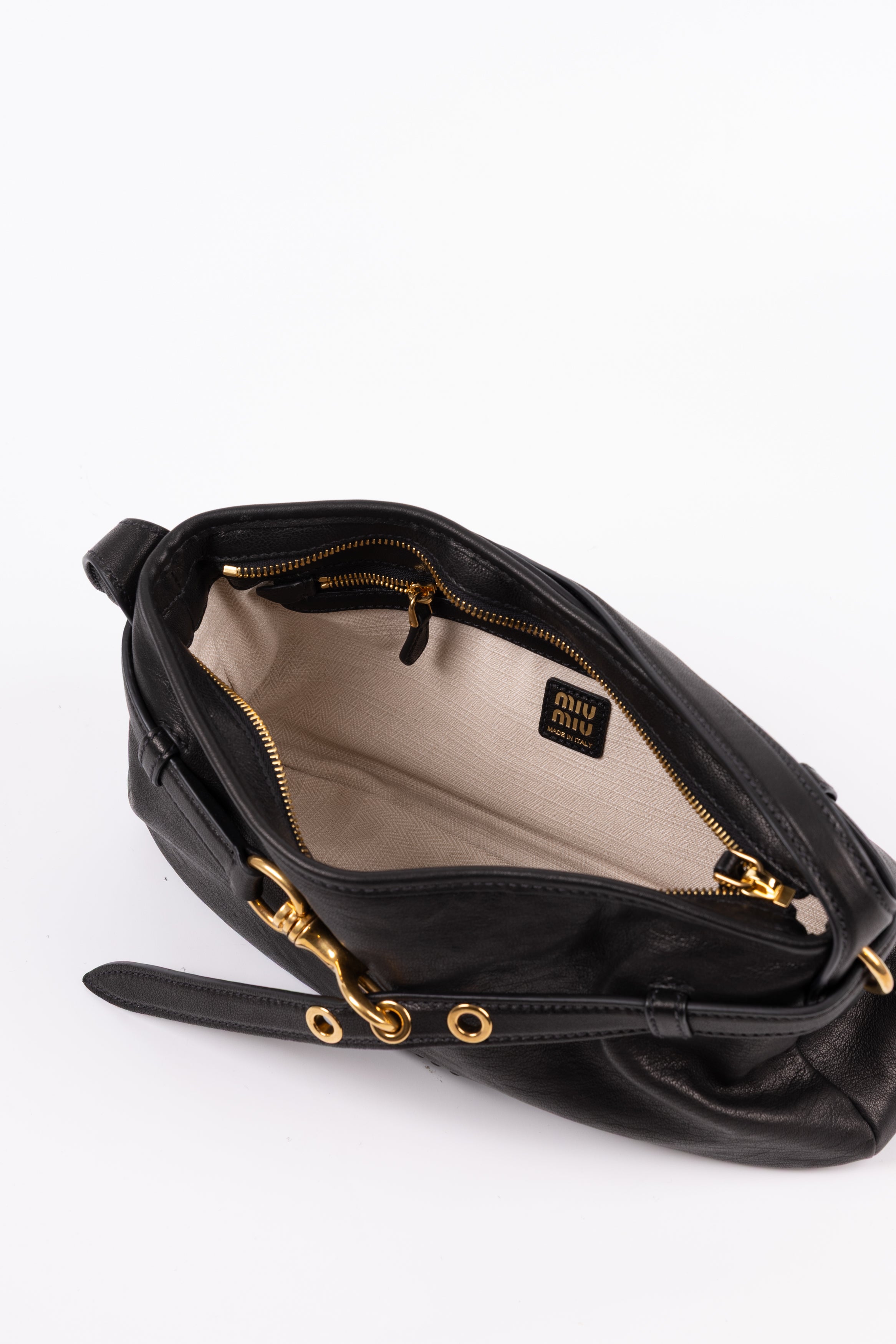 Miu Miu aventure a Spalla Nera in Pelle Regular