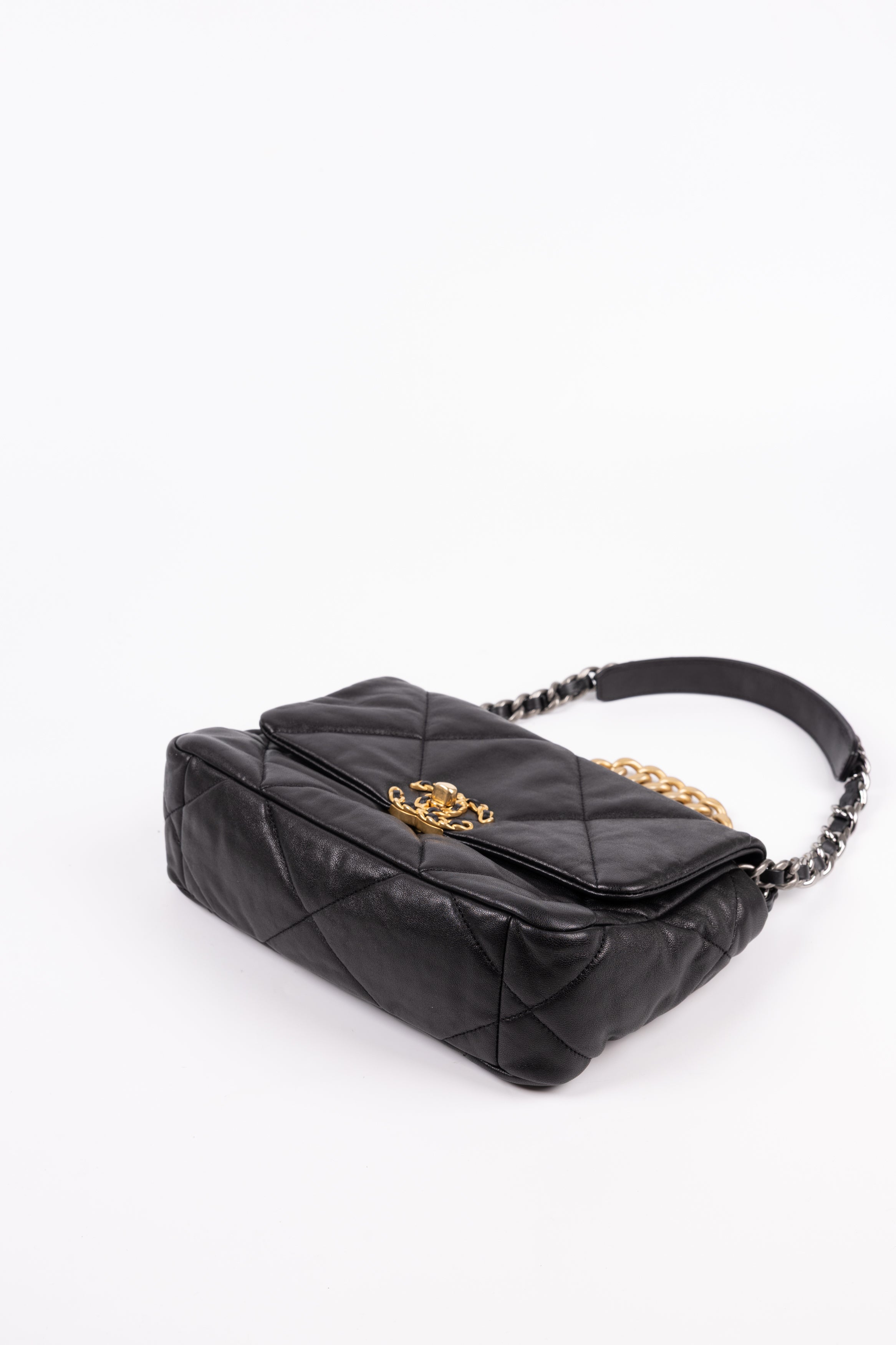 Chanel 19 Small Nera