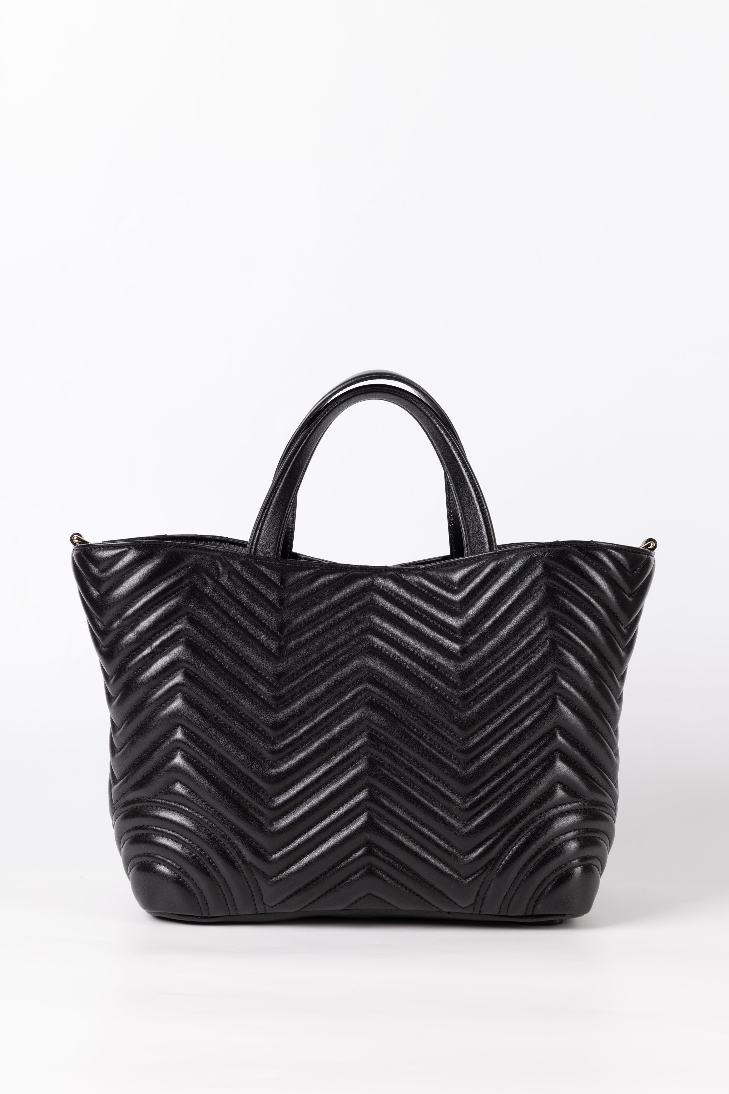 Gucci Shopping Betty Media