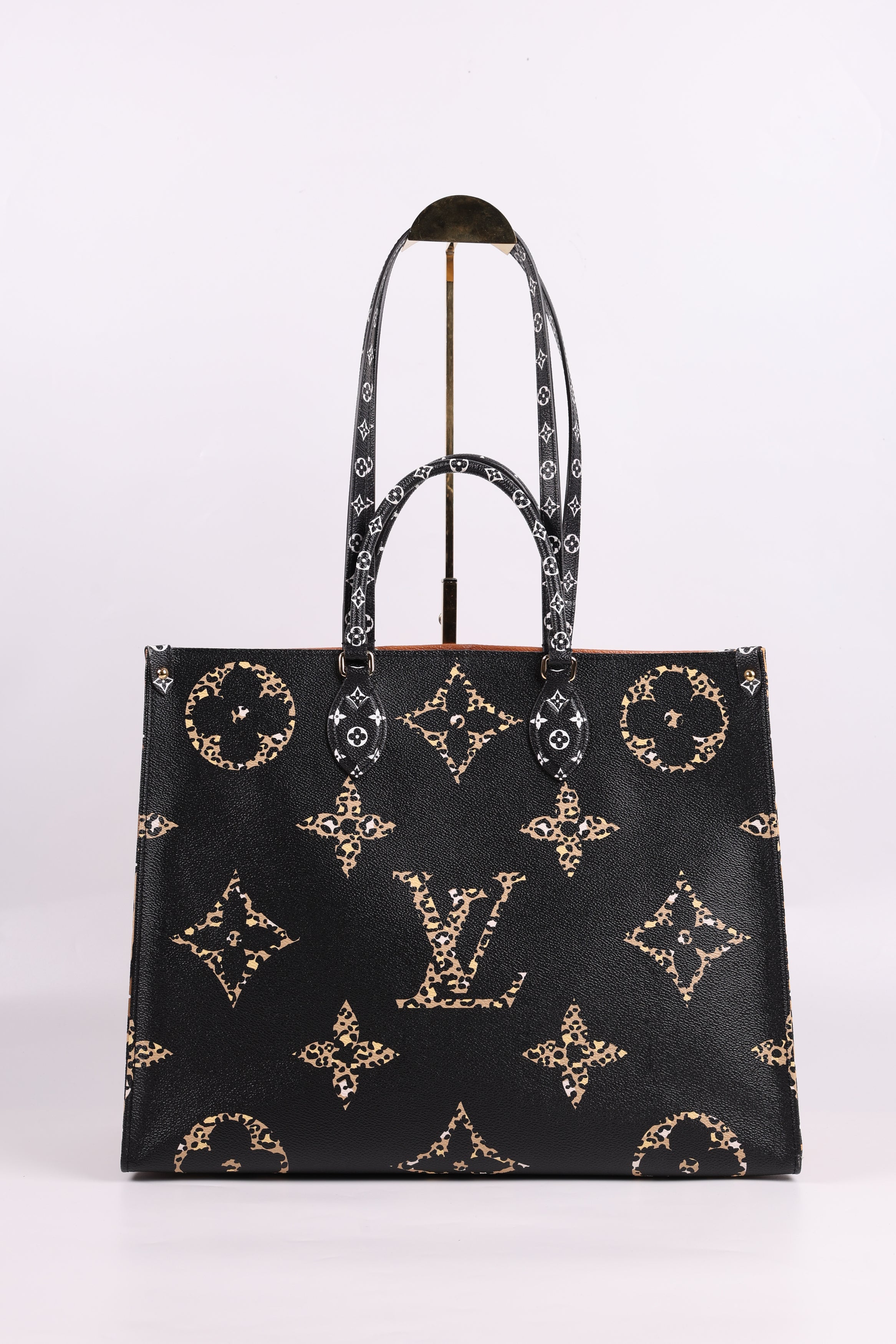 Louis Vuitton OnTheGo GM
