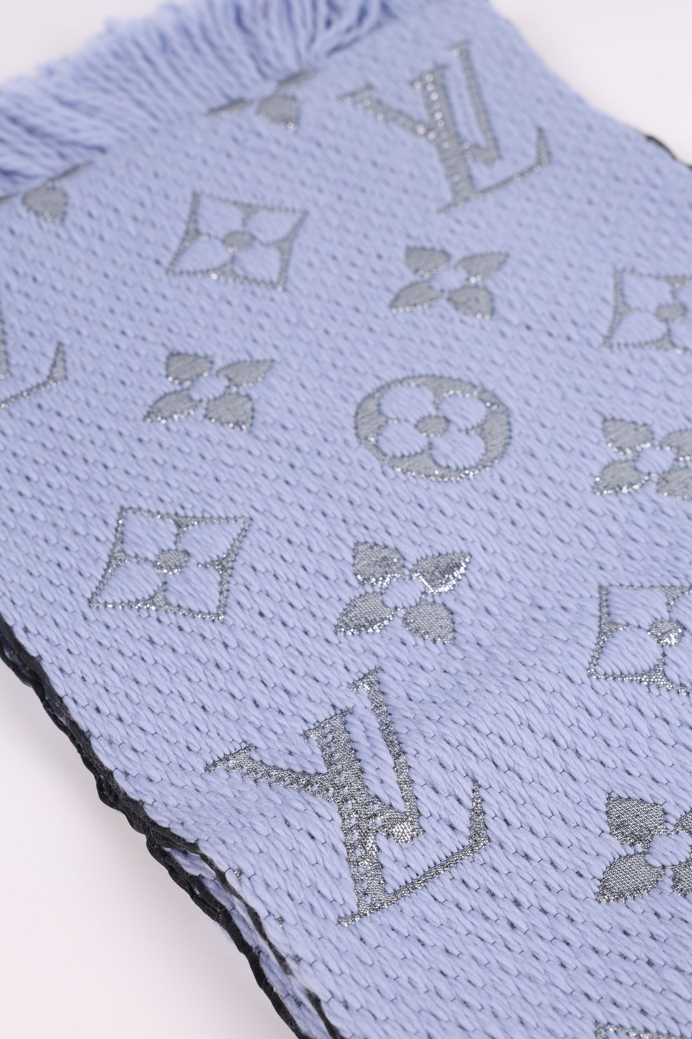 Louis Vuitton Sciarpa Monogram Celeste