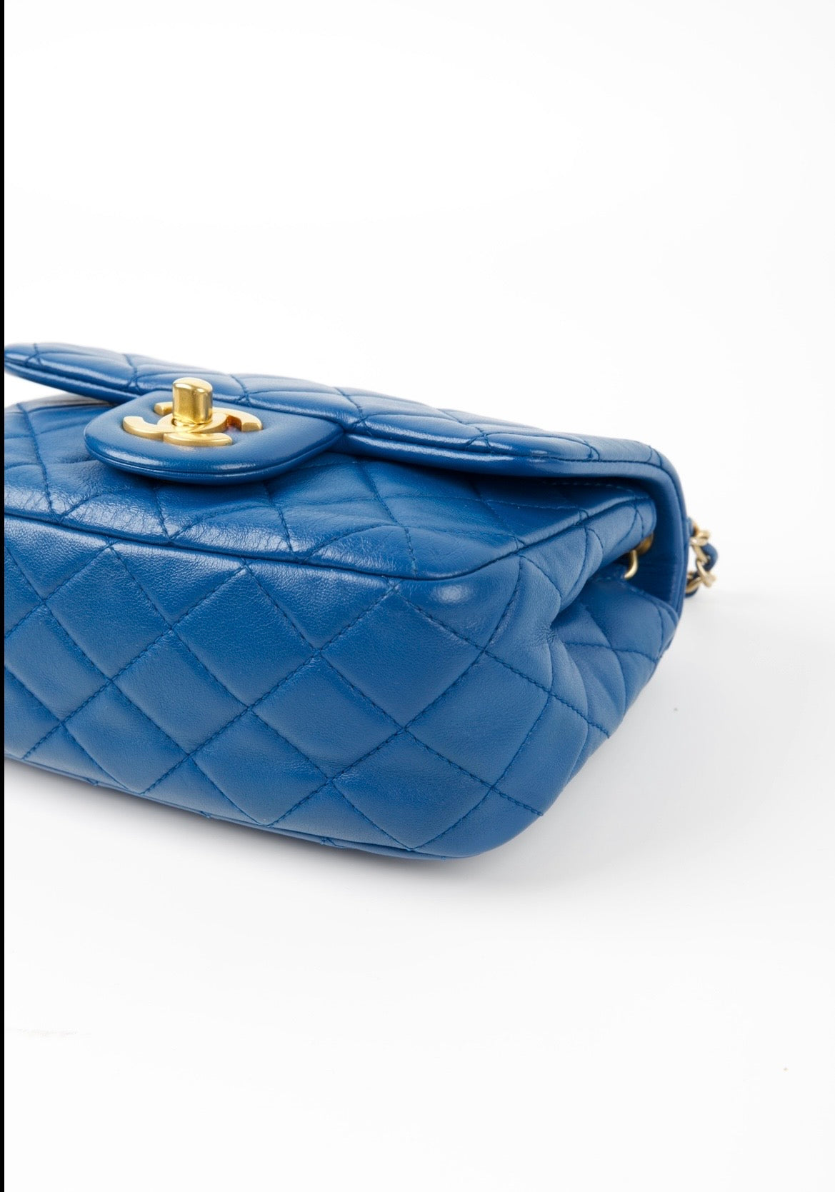 CHANEL MINI SQUARE BLU