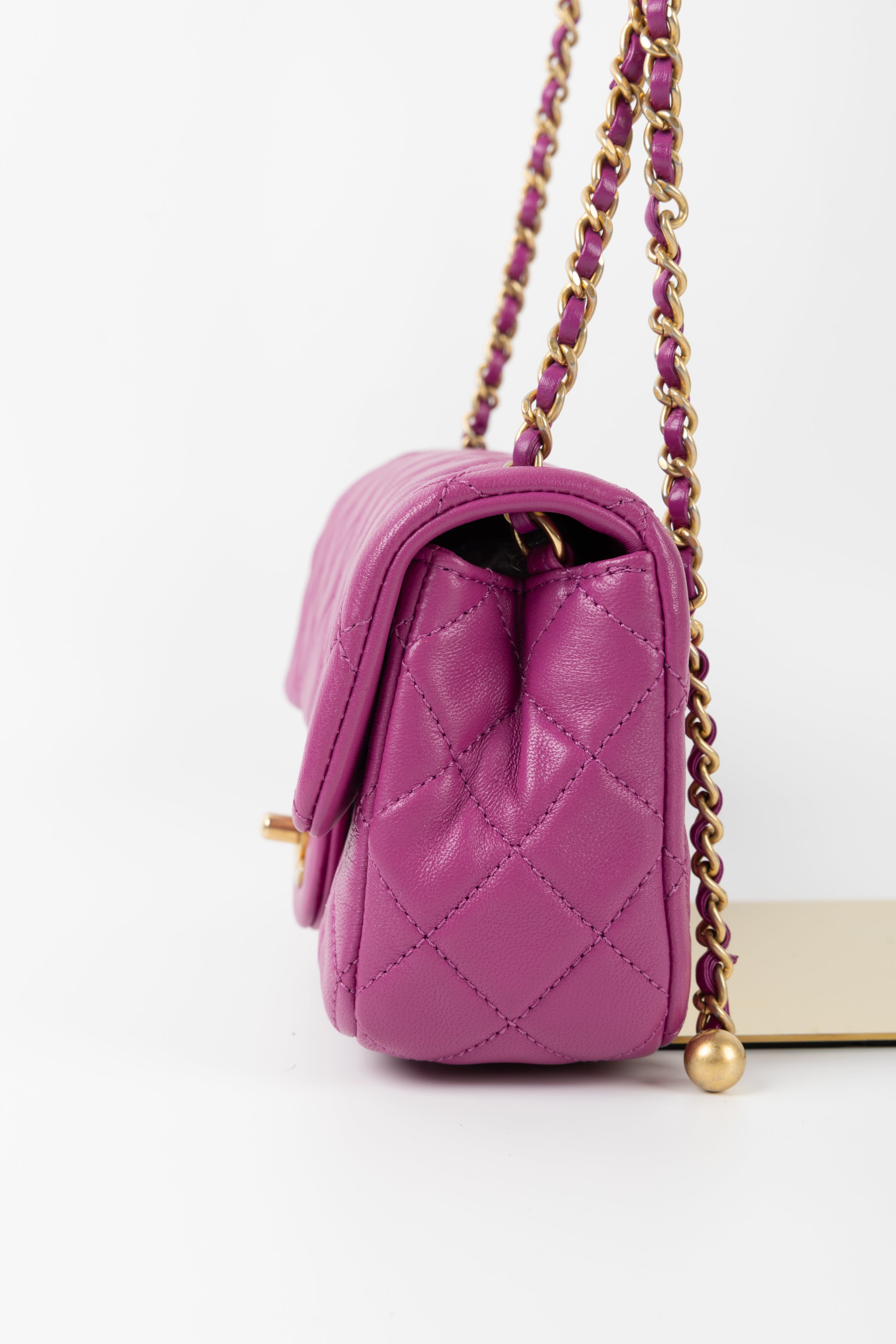 CHANEL RECTANGULAR CICLAMINO SFERA