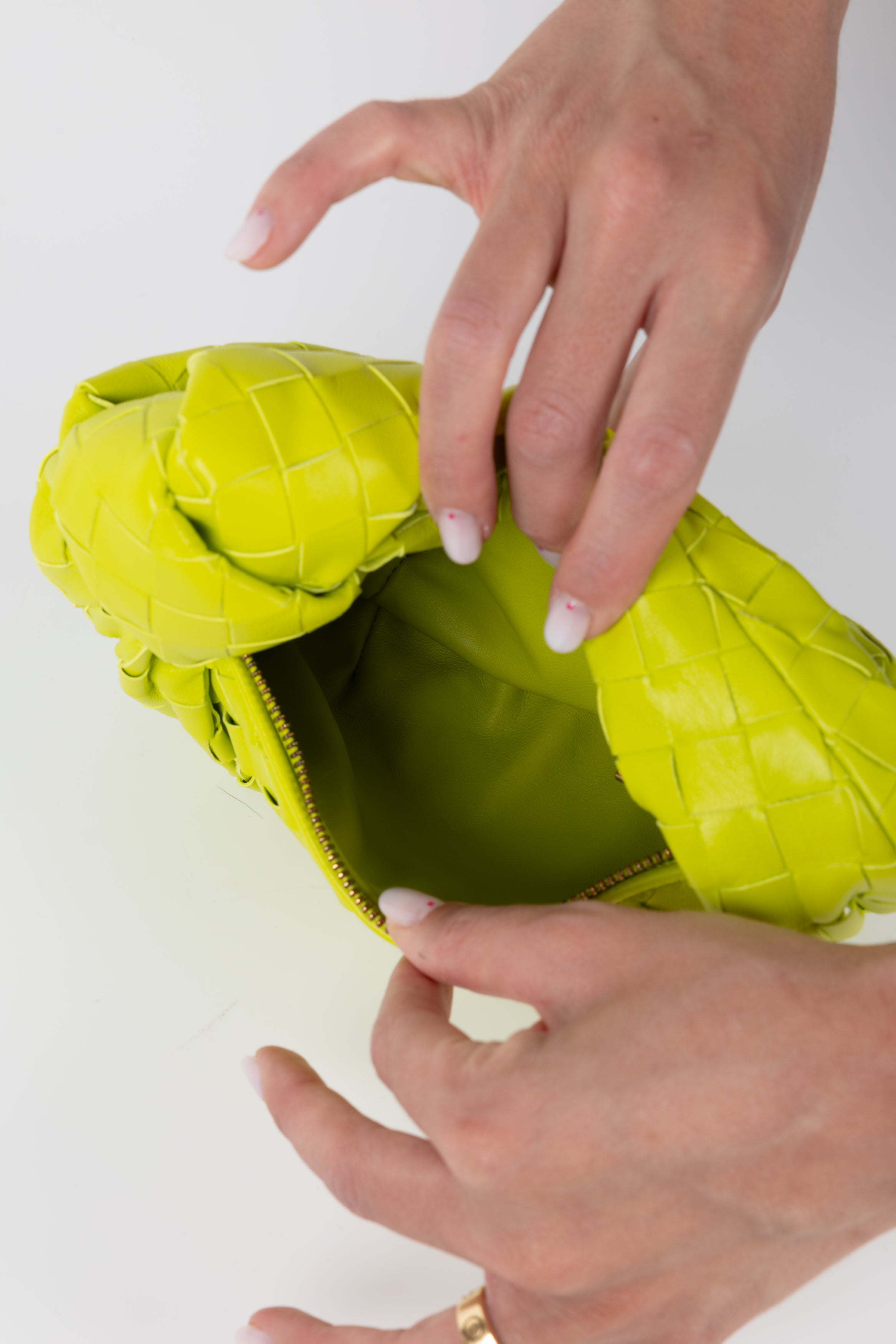 BOTTEGA VENETA MINI JODIE VERDE LIME