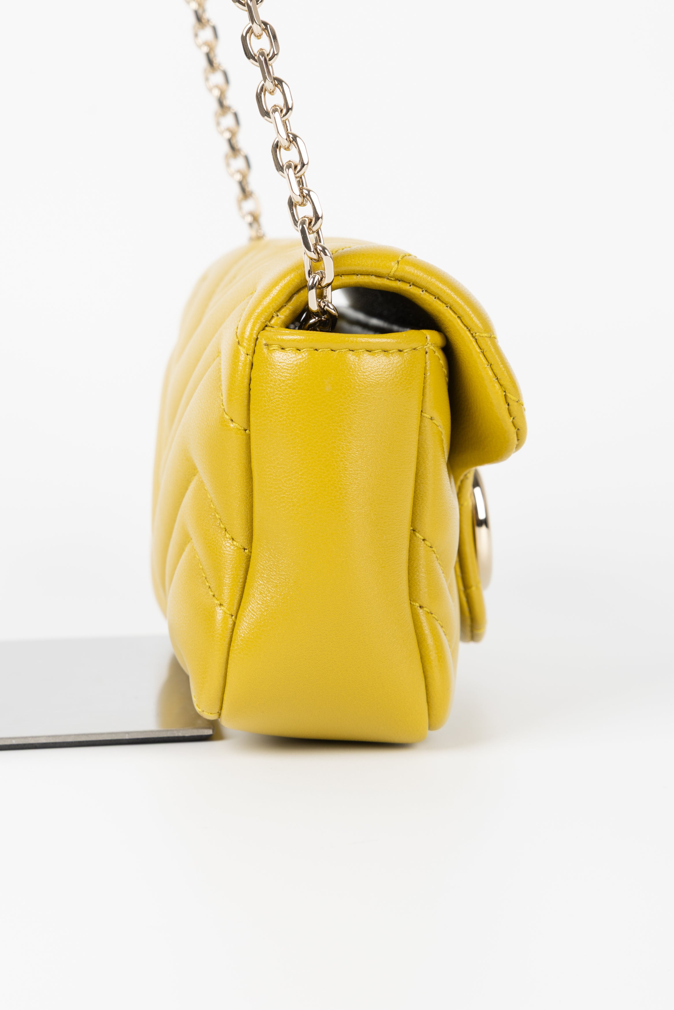 Gucci Super Mini Marmont VERDE PISTACCHIO