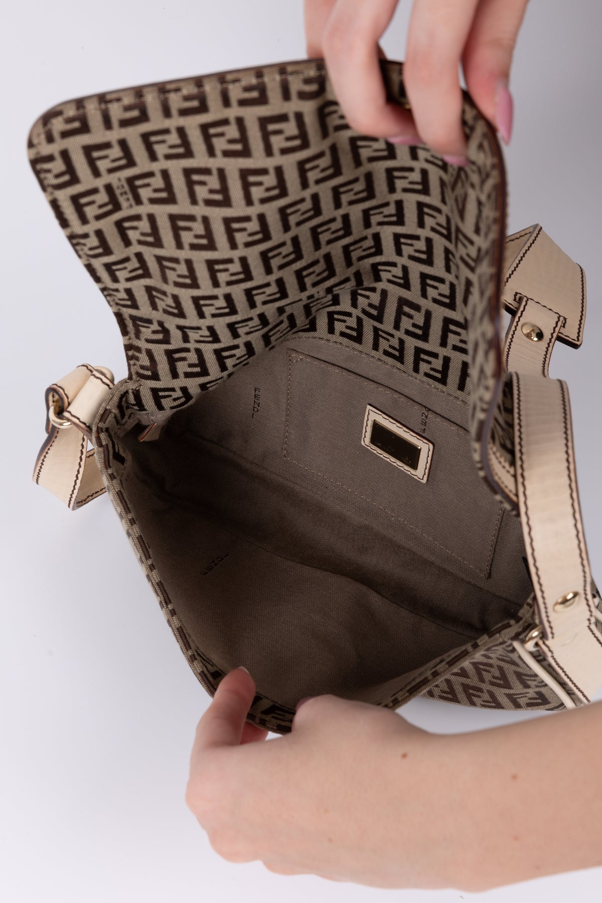 FENDI ZUCCA SHOULDER BAG