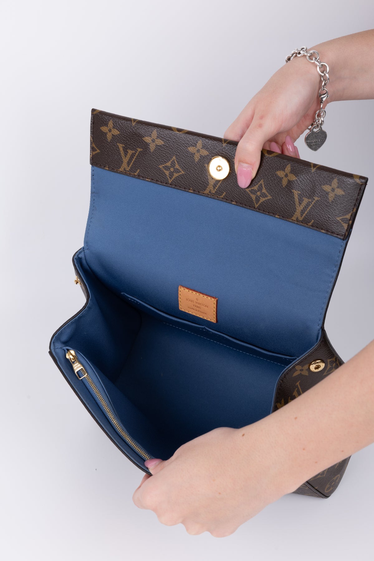 LOUIS VUITTON CLUNY BB