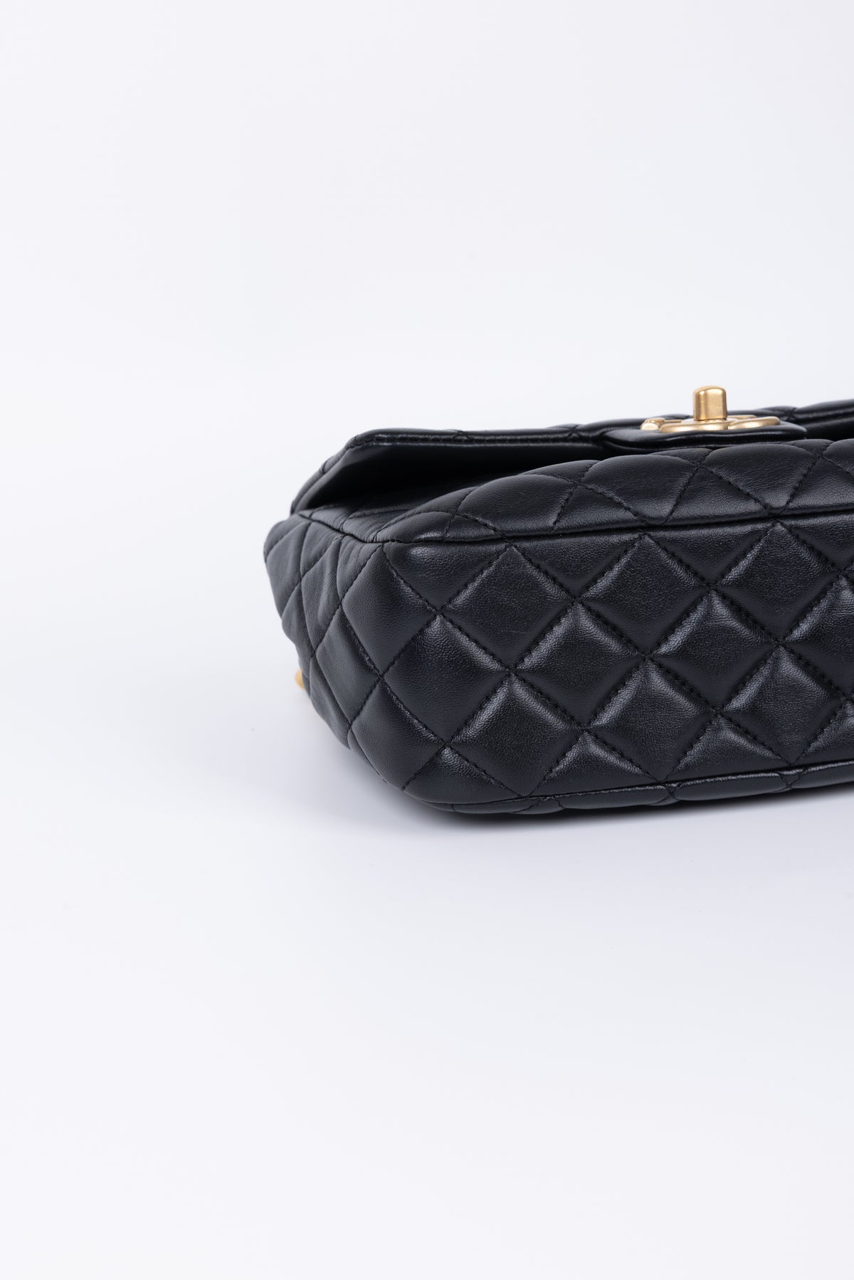 CHANEL COCO NERA/ORO