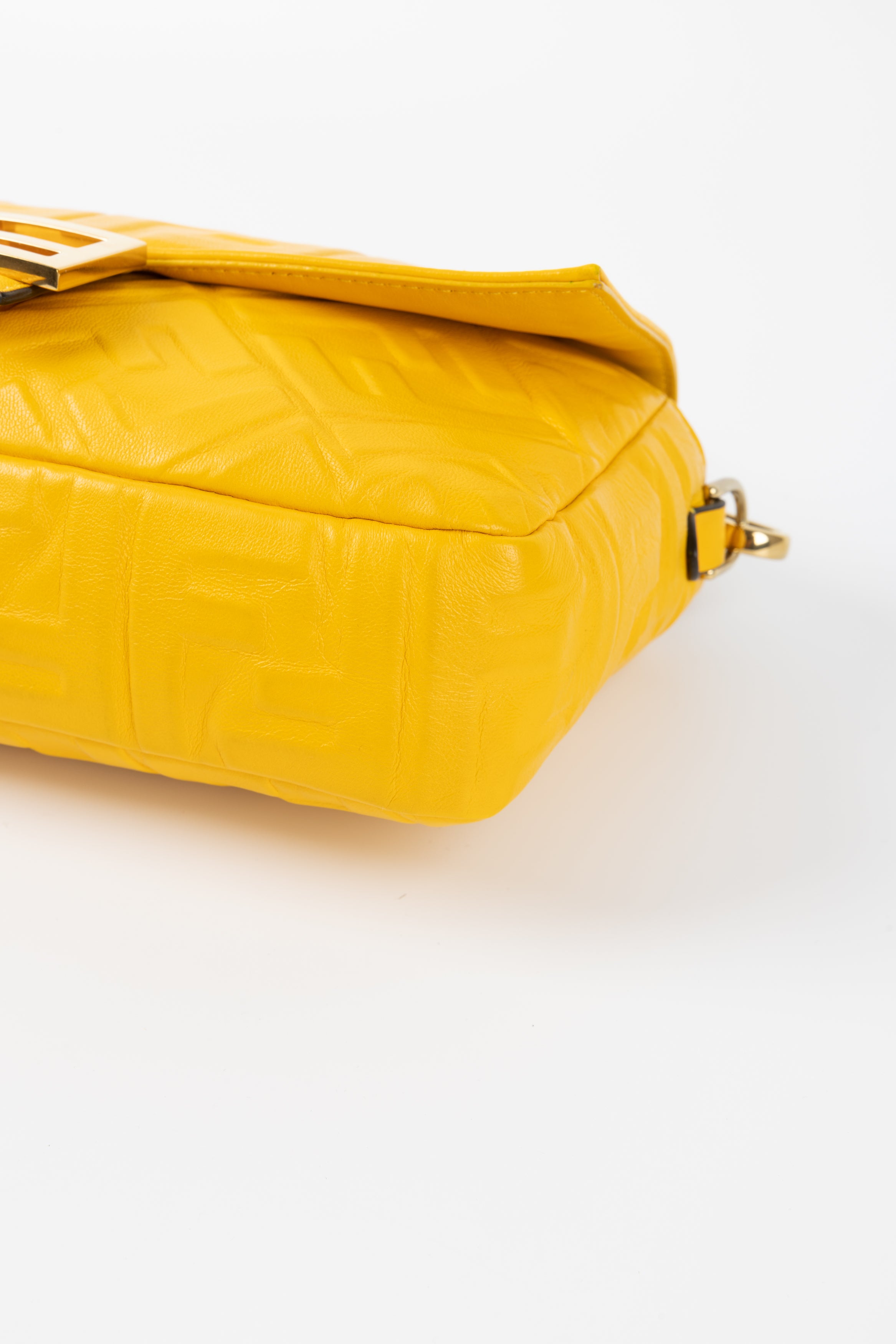 FENDI BAGUETTE MEDIA GIALLA FF
