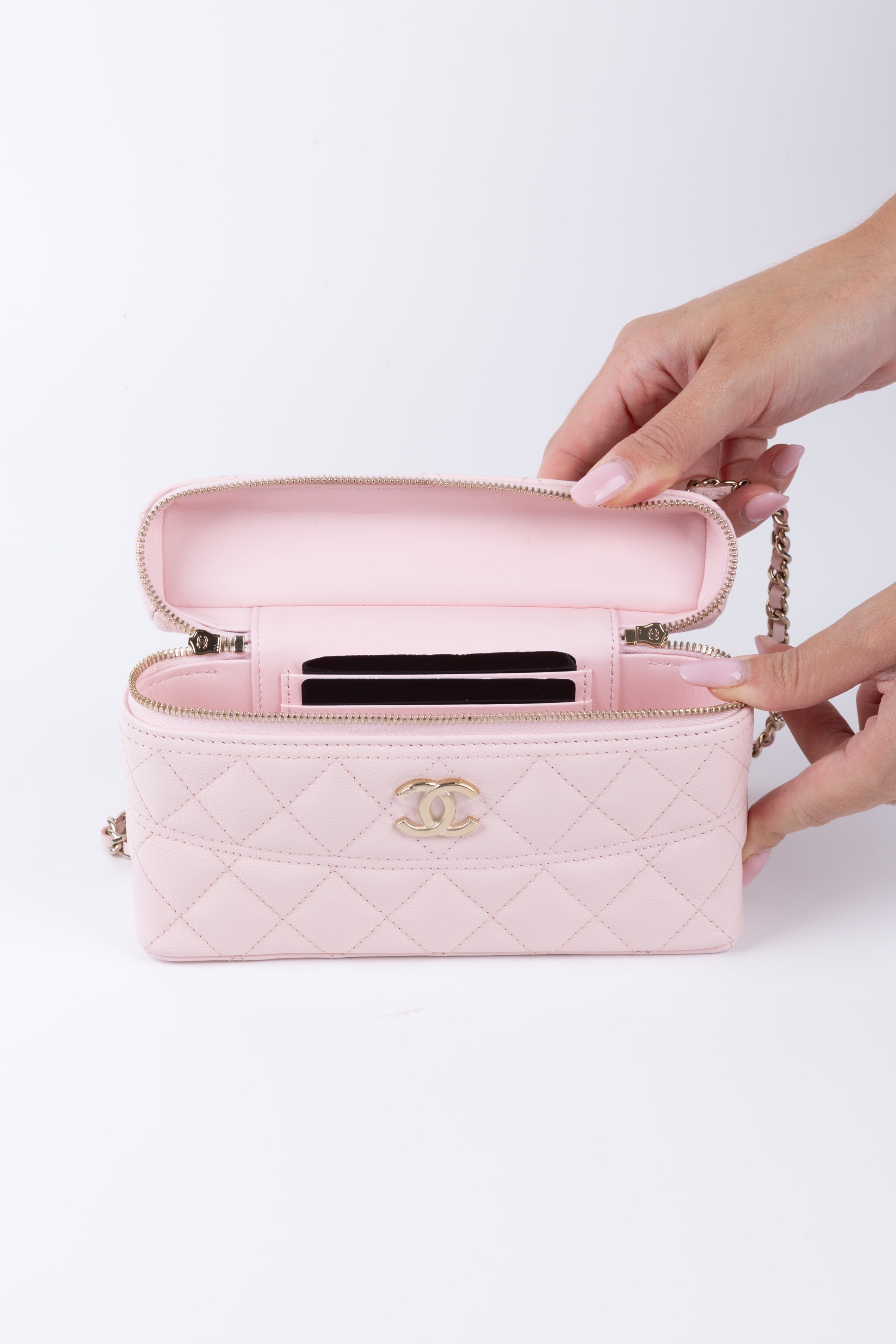 CHANEL VANITY TOP HANDLE