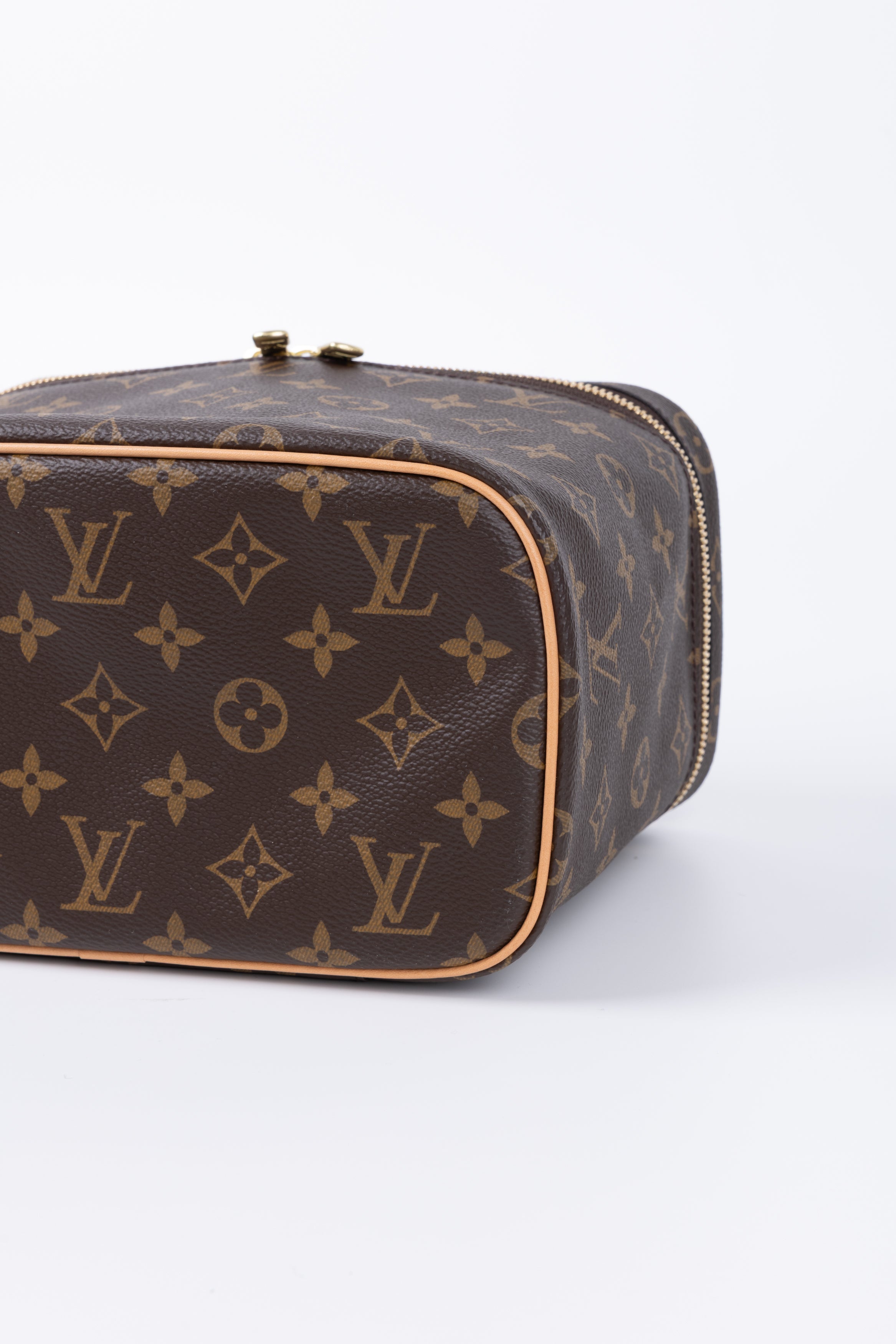 LOUIS VUITTON VANITY NICE BB