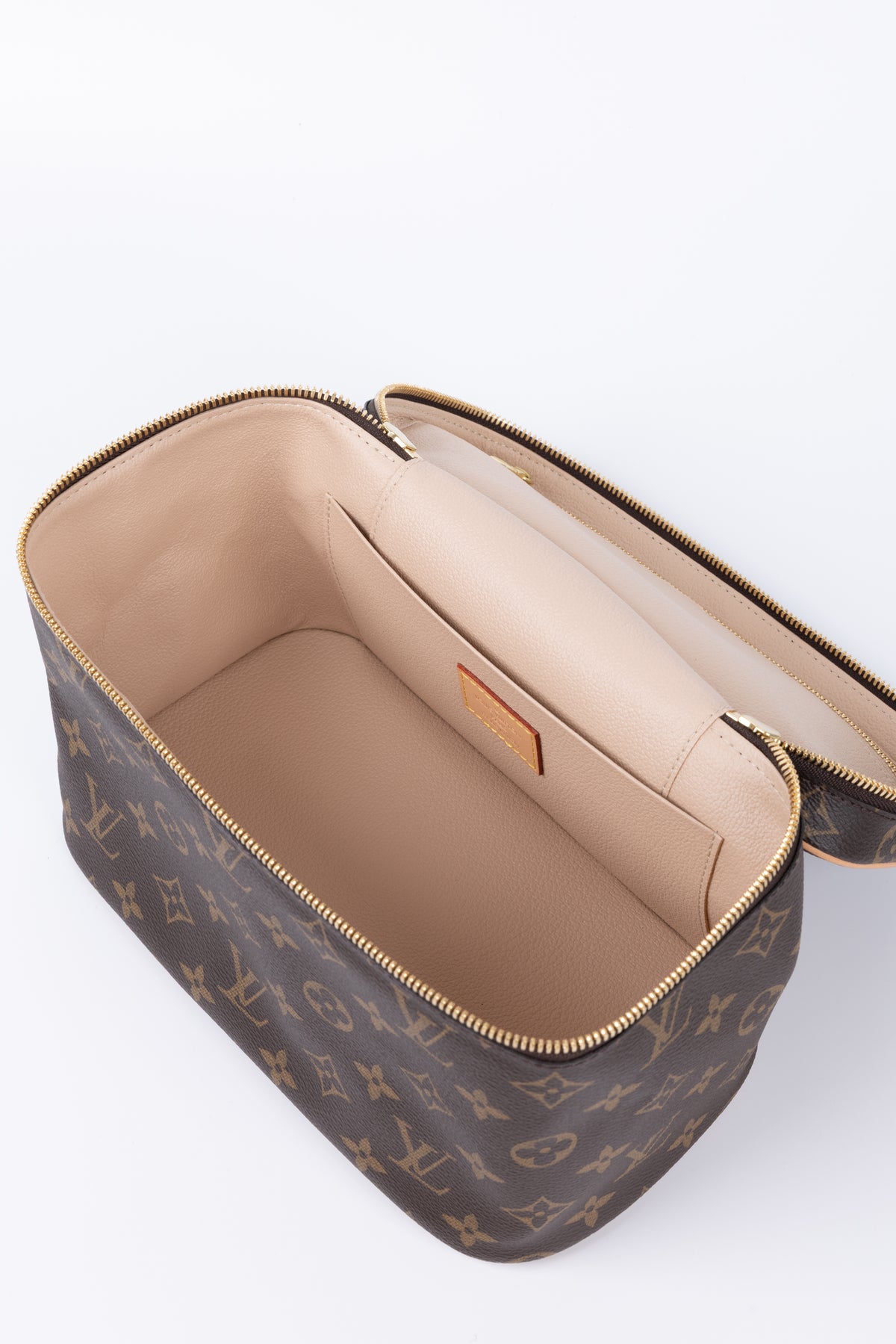LOUIS VUITTON VANITY NICE BB