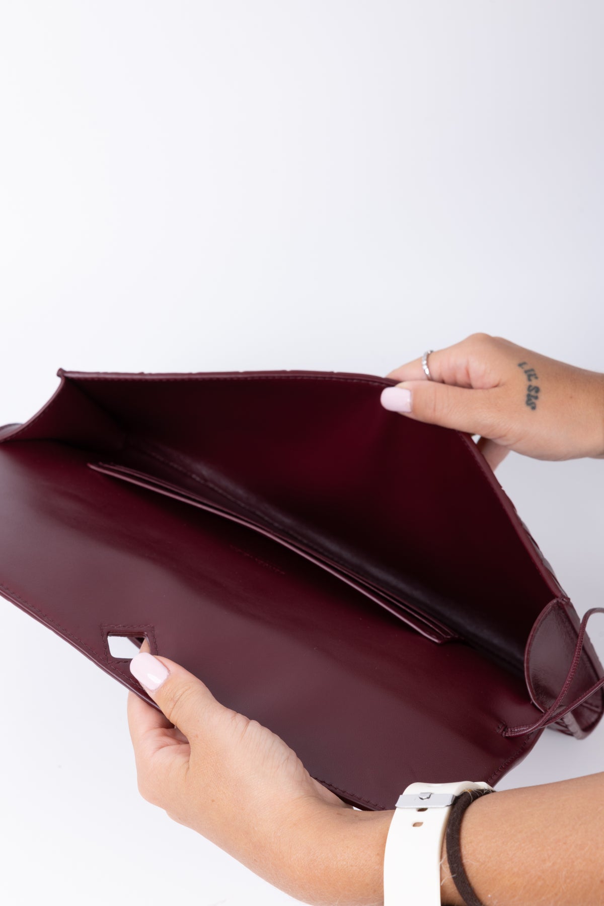 BOTTEGA VENETA ANDIAMO CLUTCH BAROLO