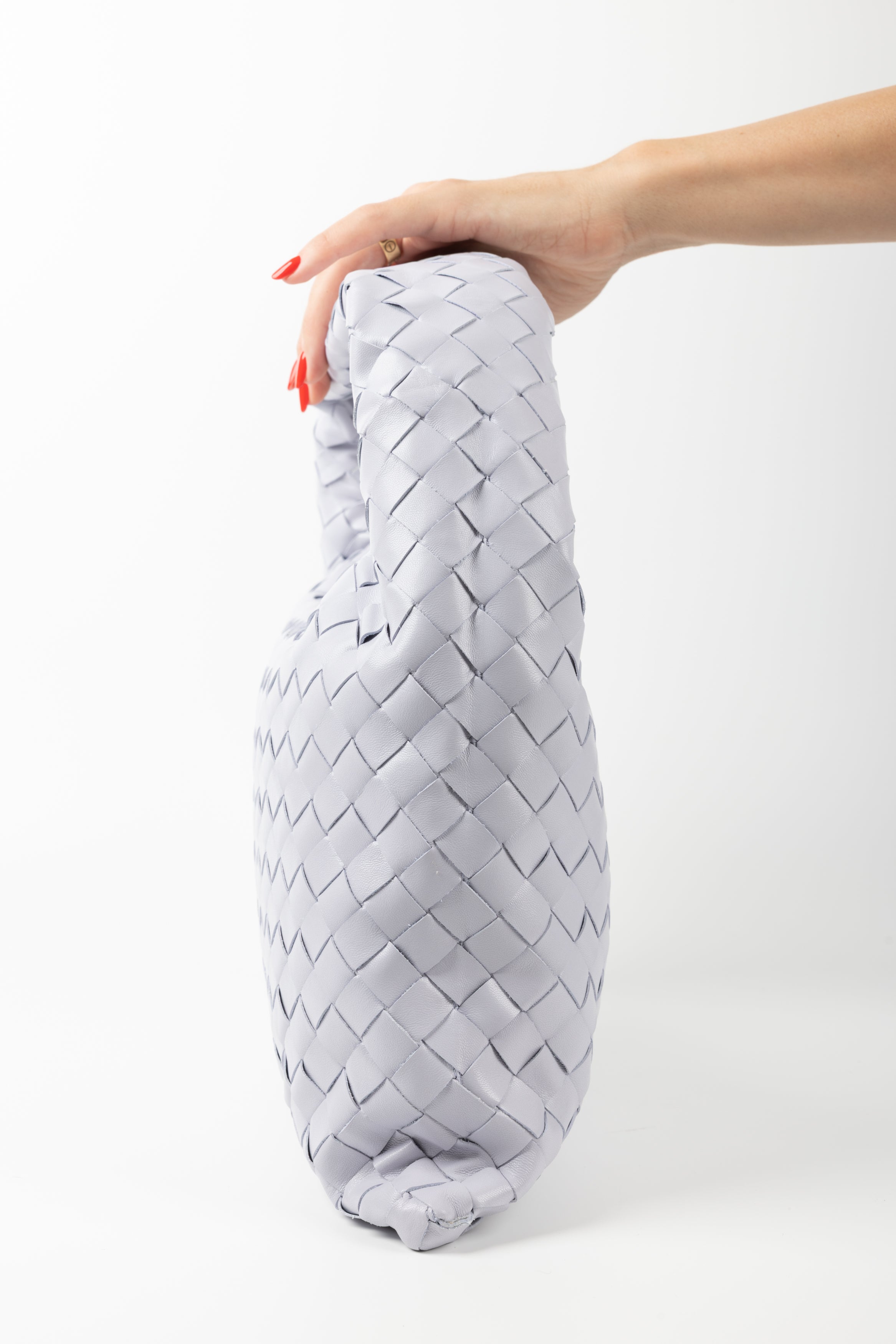 BOTTEGA VENETA HOP OSTRICA LILLA