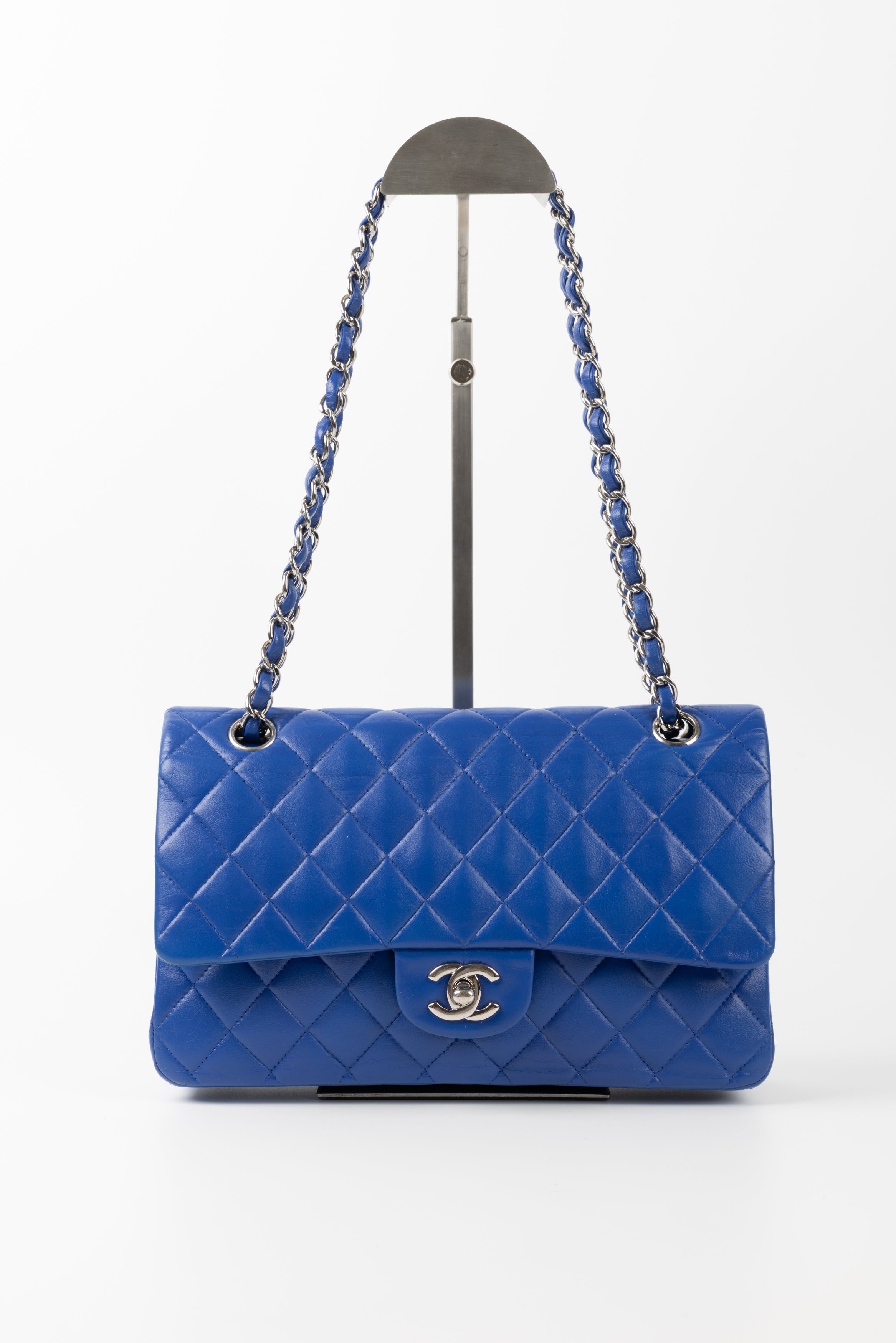 CHANEL 11.12 BLU ELETTRICO
