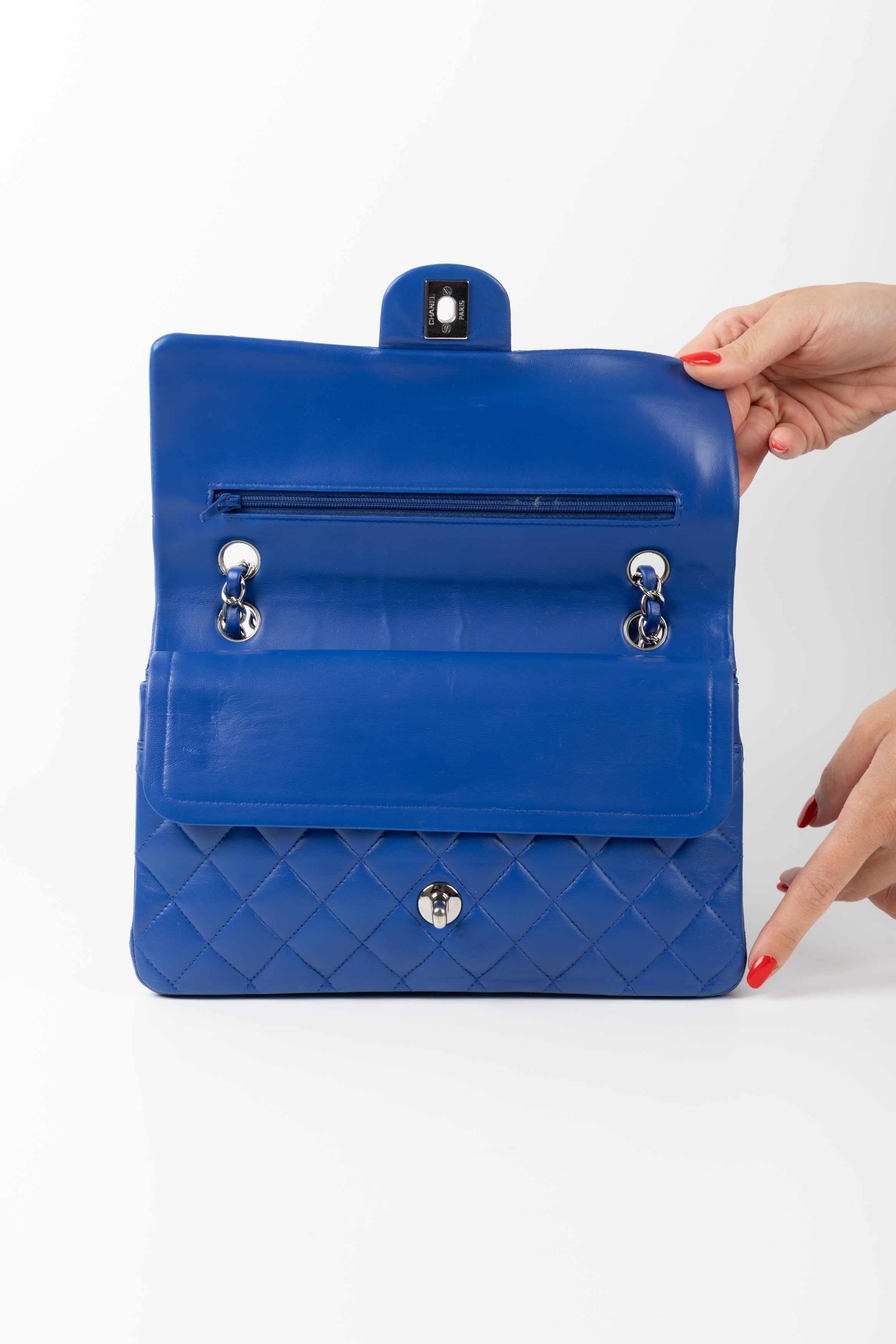 CHANEL 11.12 BLU ELETTRICO