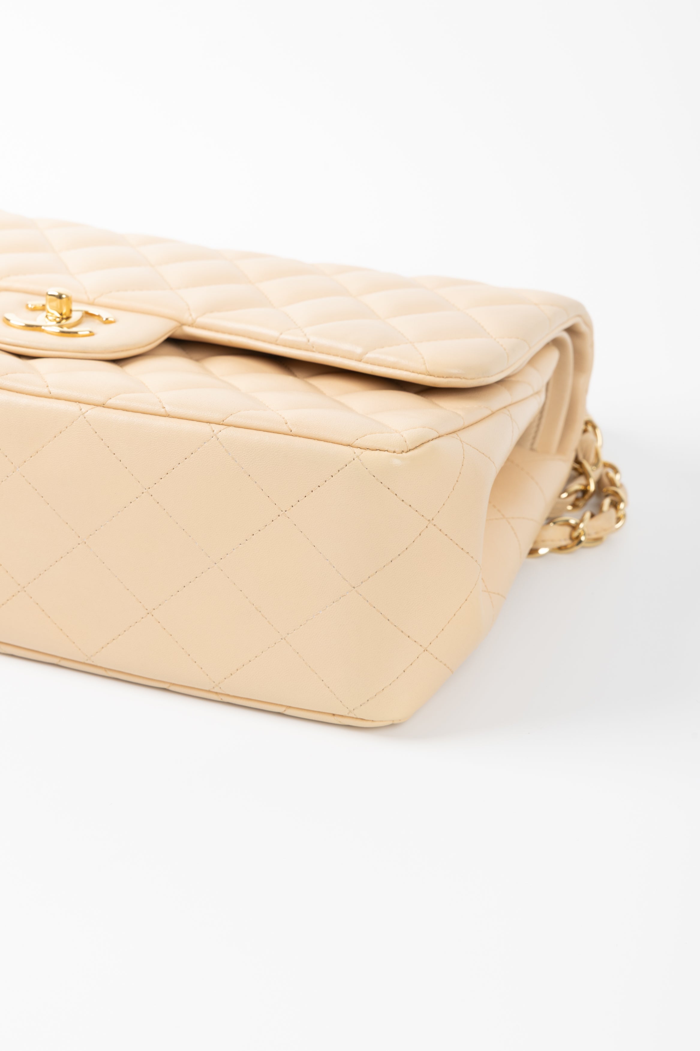 CHANEL JUMBO BEIGE