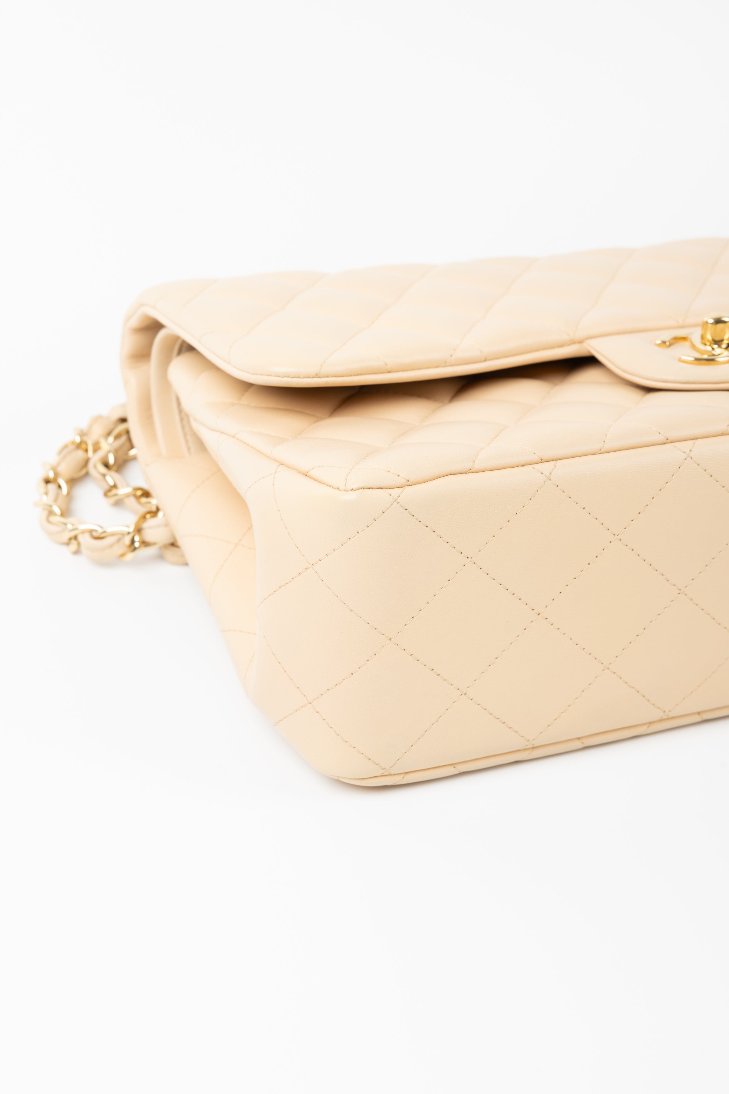 CHANEL JUMBO BEIGE