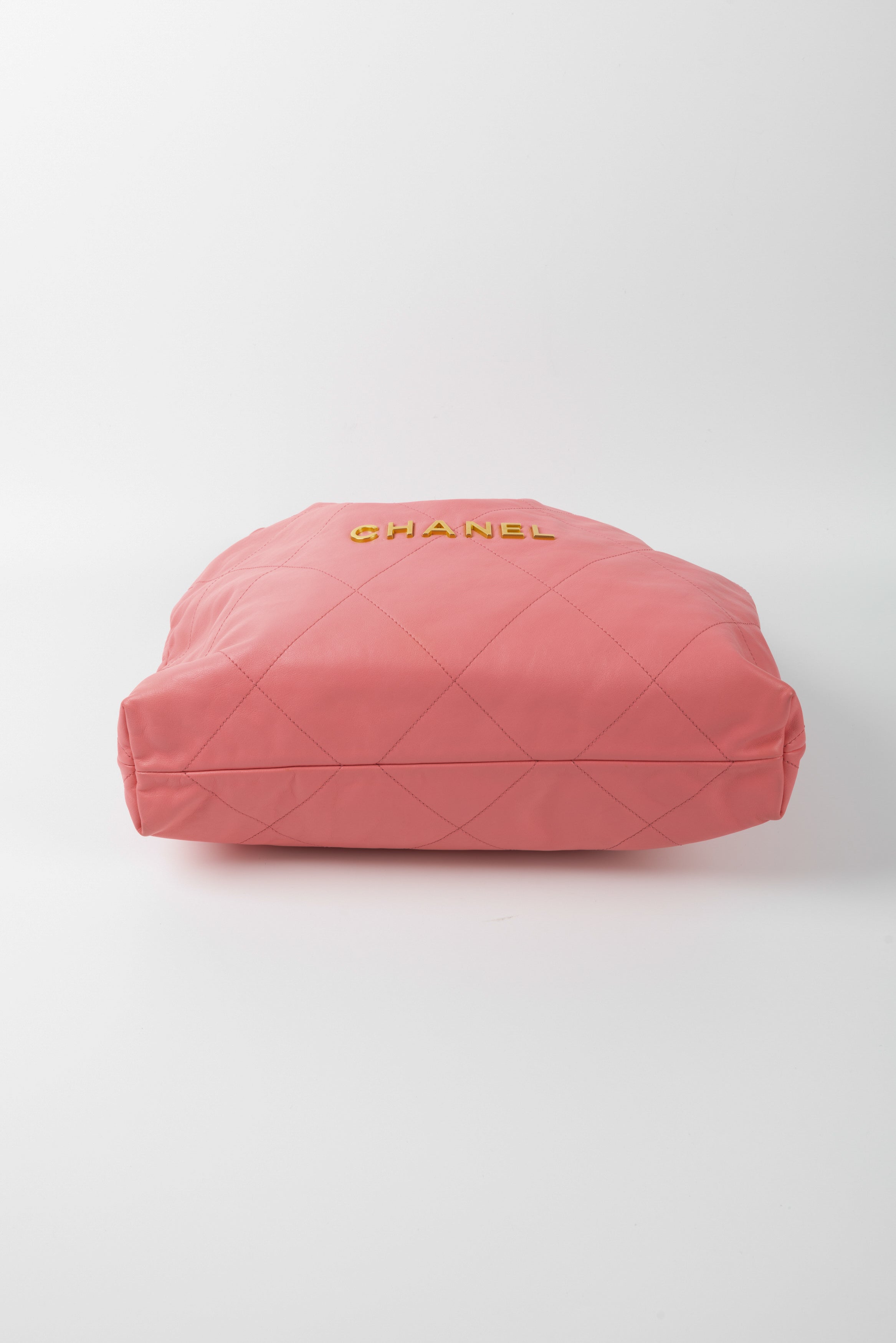 CHANEL 22 SHOKKING PICCOLA