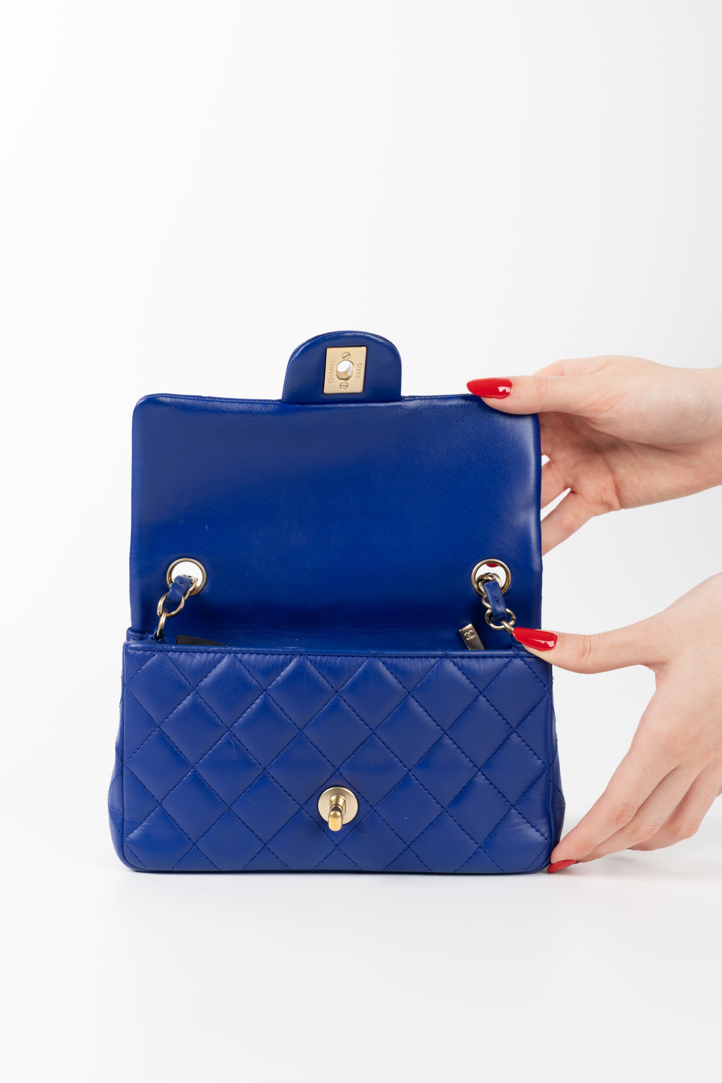 CHANEL RECTANGULAR BLU ELETTRICO