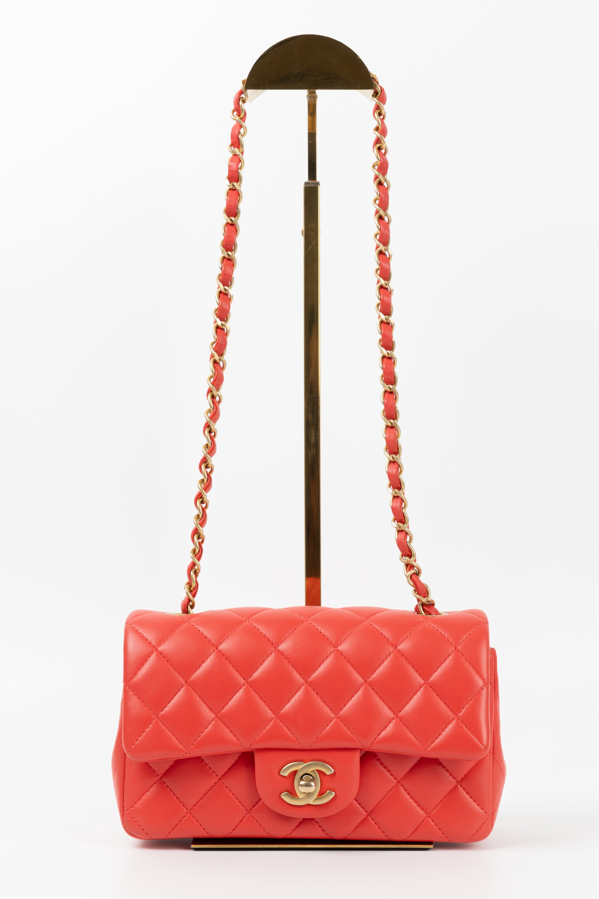 CHANEL RECTANGULAR CORALLO (RISERVATA)