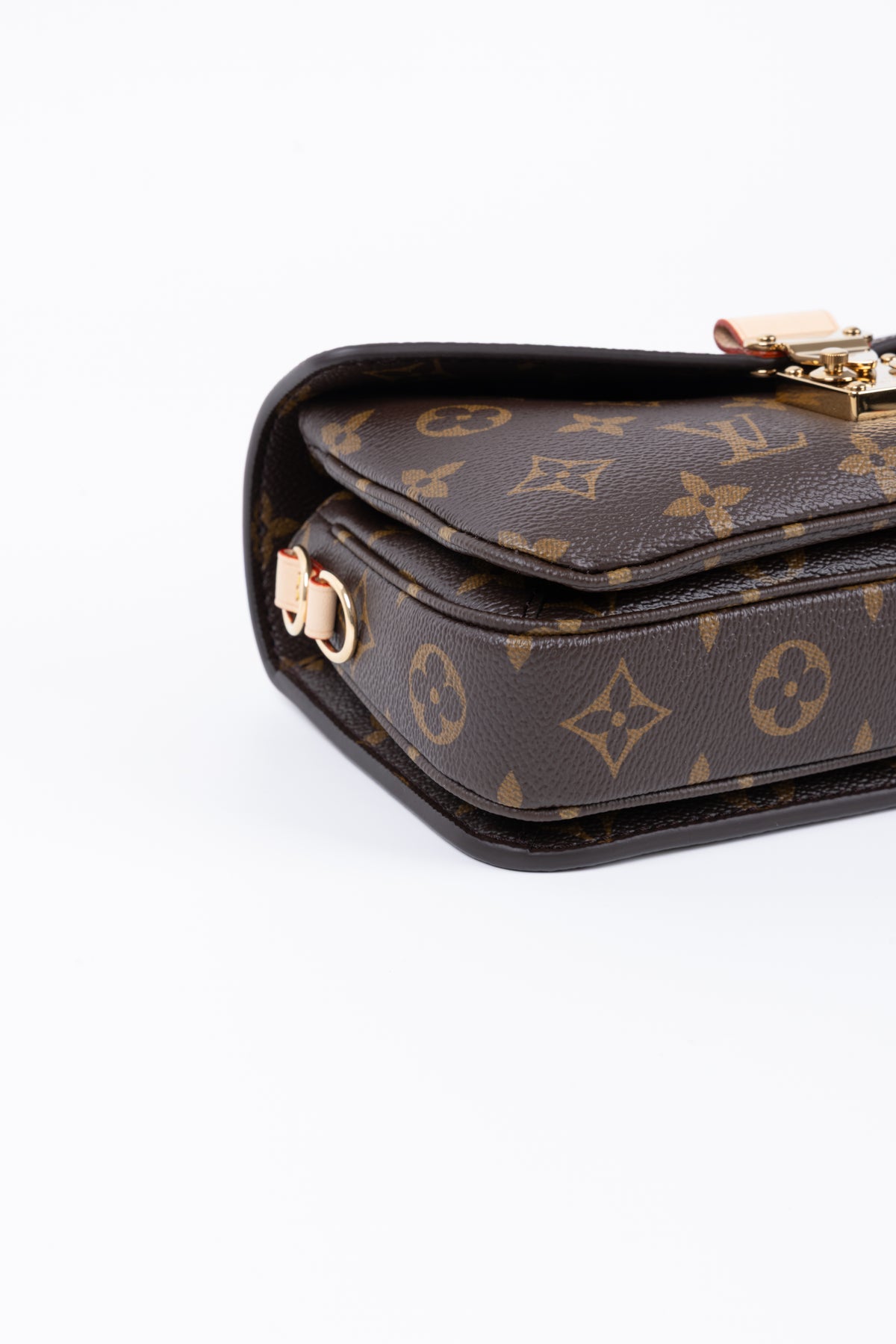 LOUIS VUITTON MÉTIS EAST-WEST