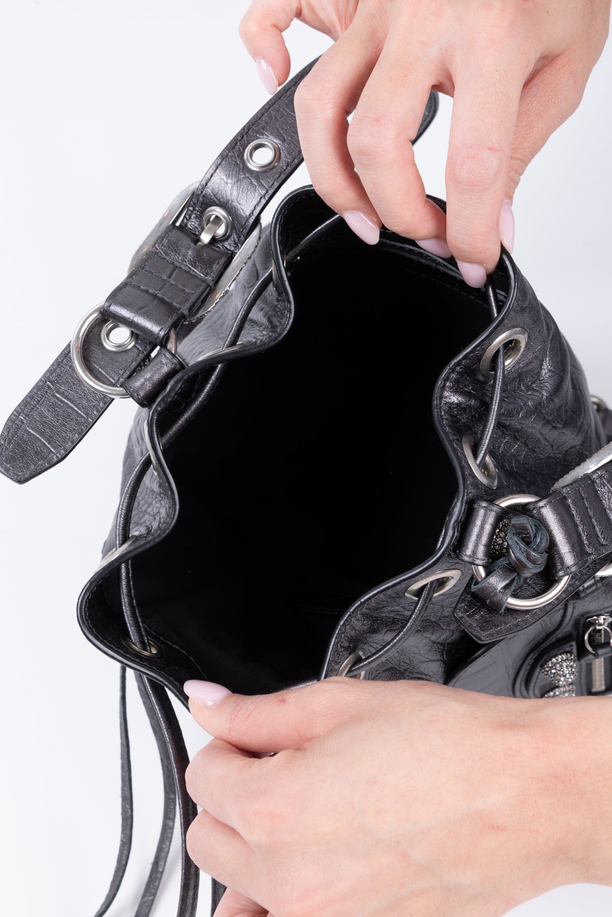 BALENCIAGA LE CAGOLE XS BUCKET BAG