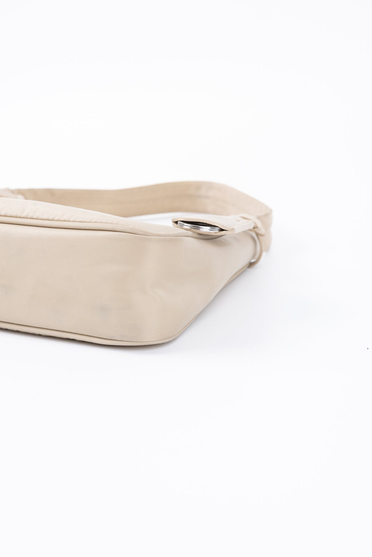 PRADA RE-EDITION BEIGE