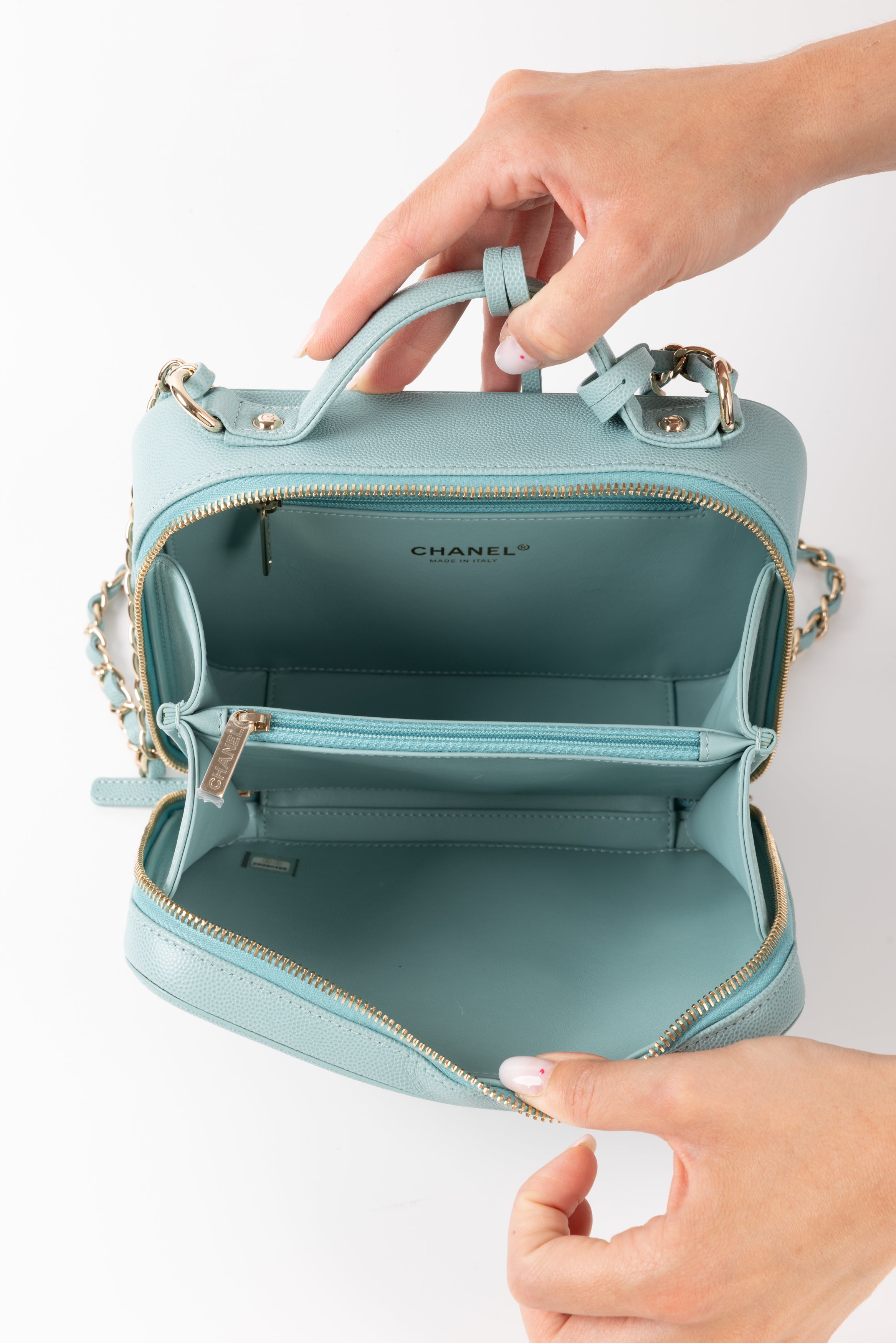CHANEL VANITY TURCHESE