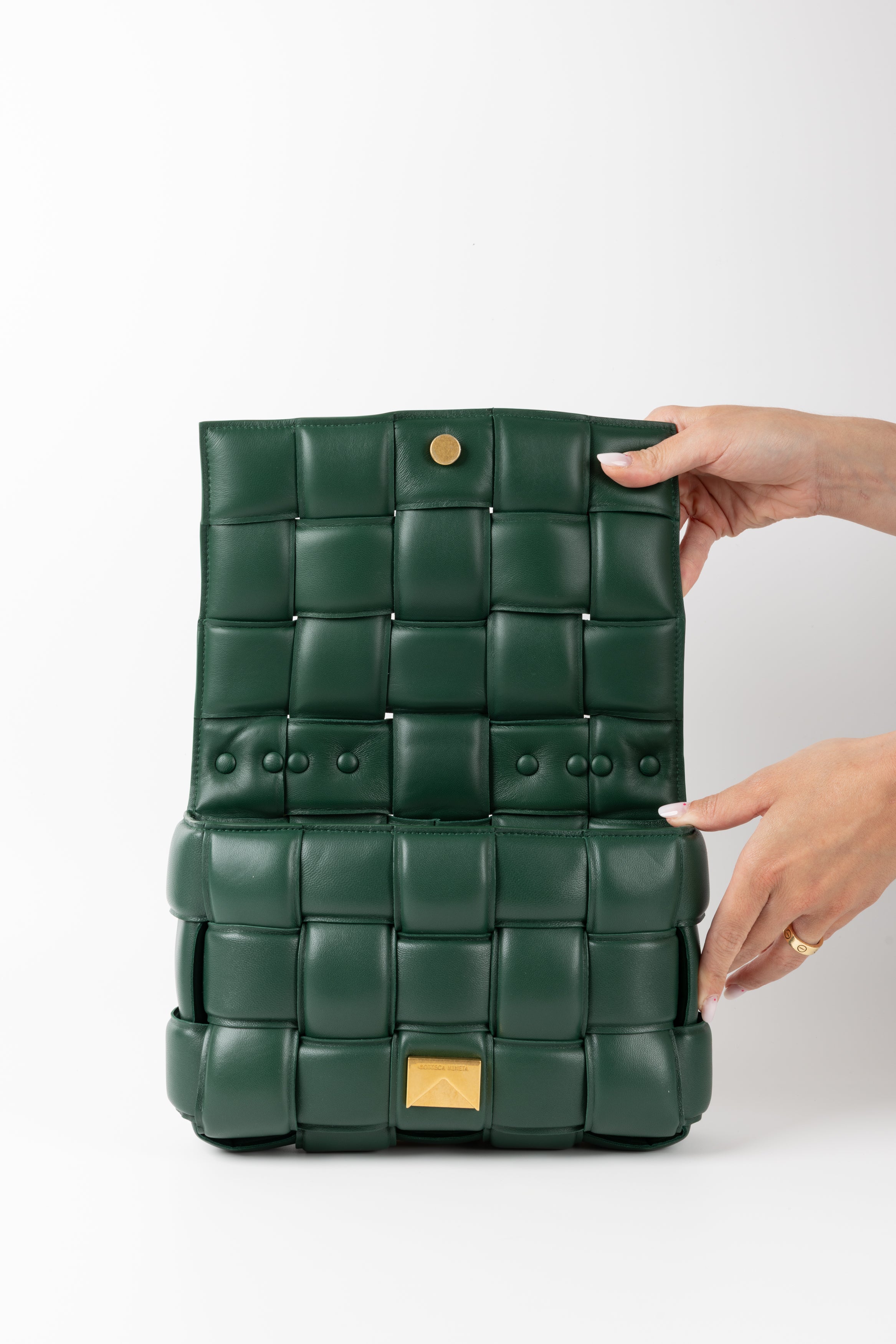 BOTTEGA VENETA PADDED CHAIN TOFFE