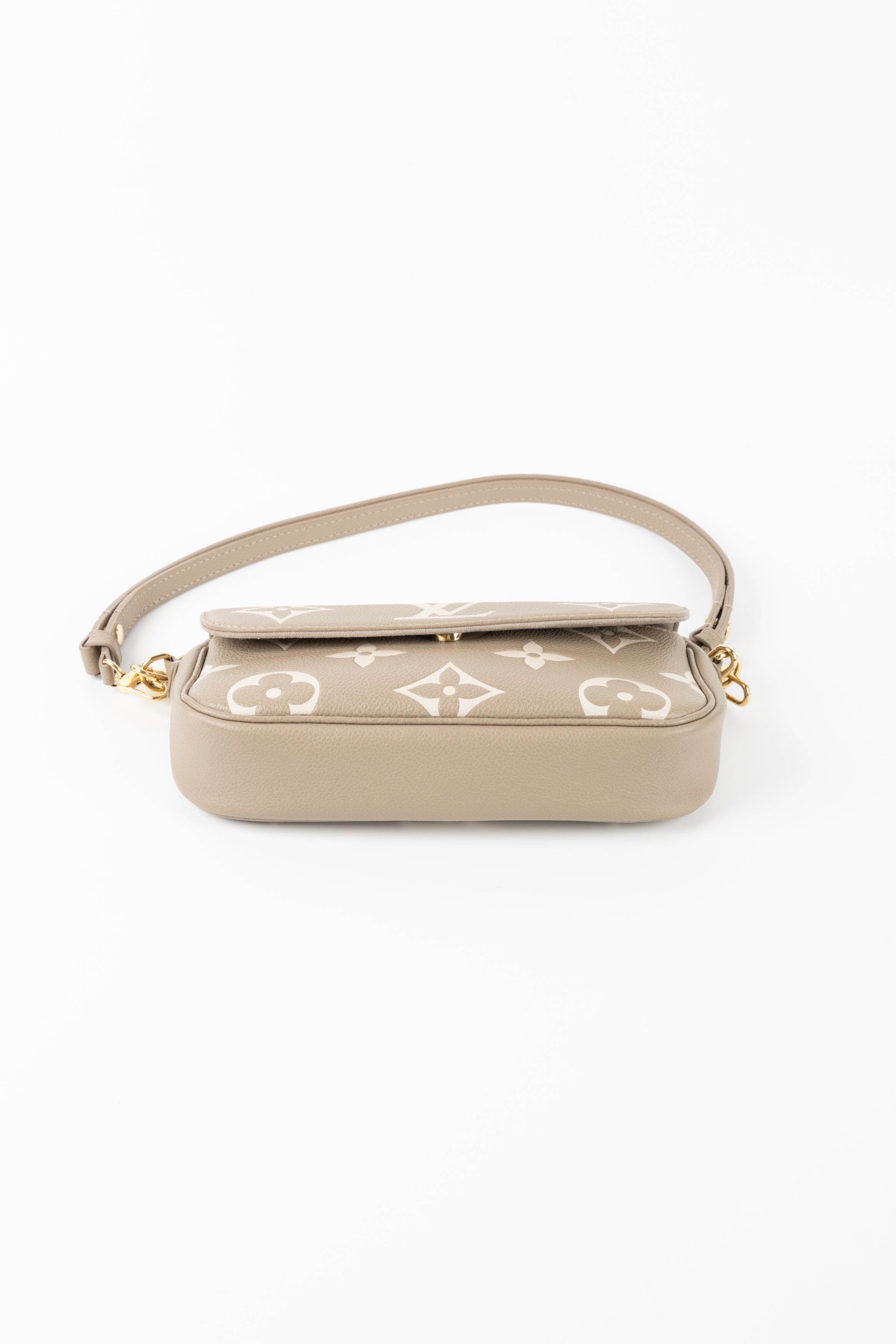 LOUIS VUITTON IVY