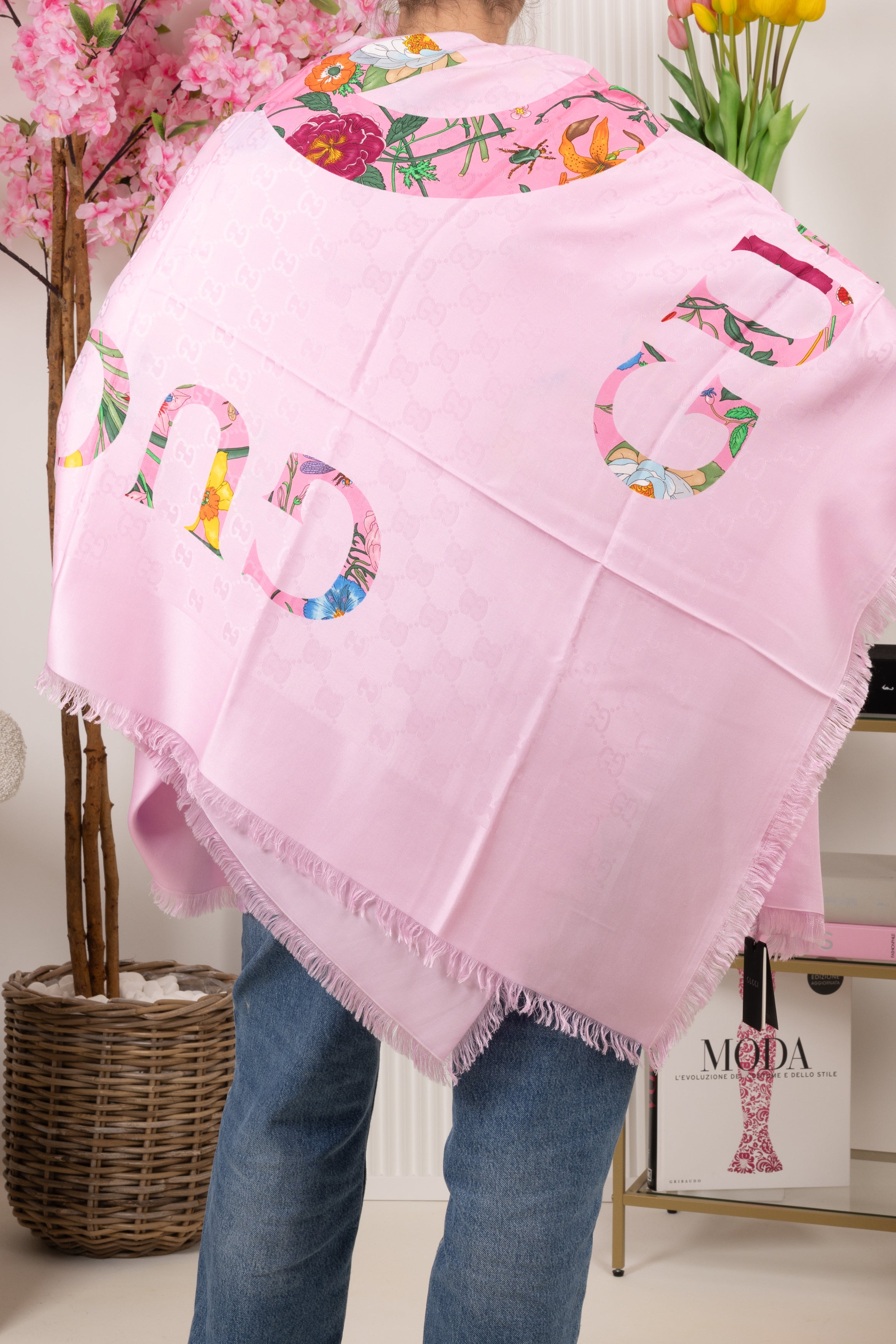 GUCCI STOLA ROSA FIORI 13