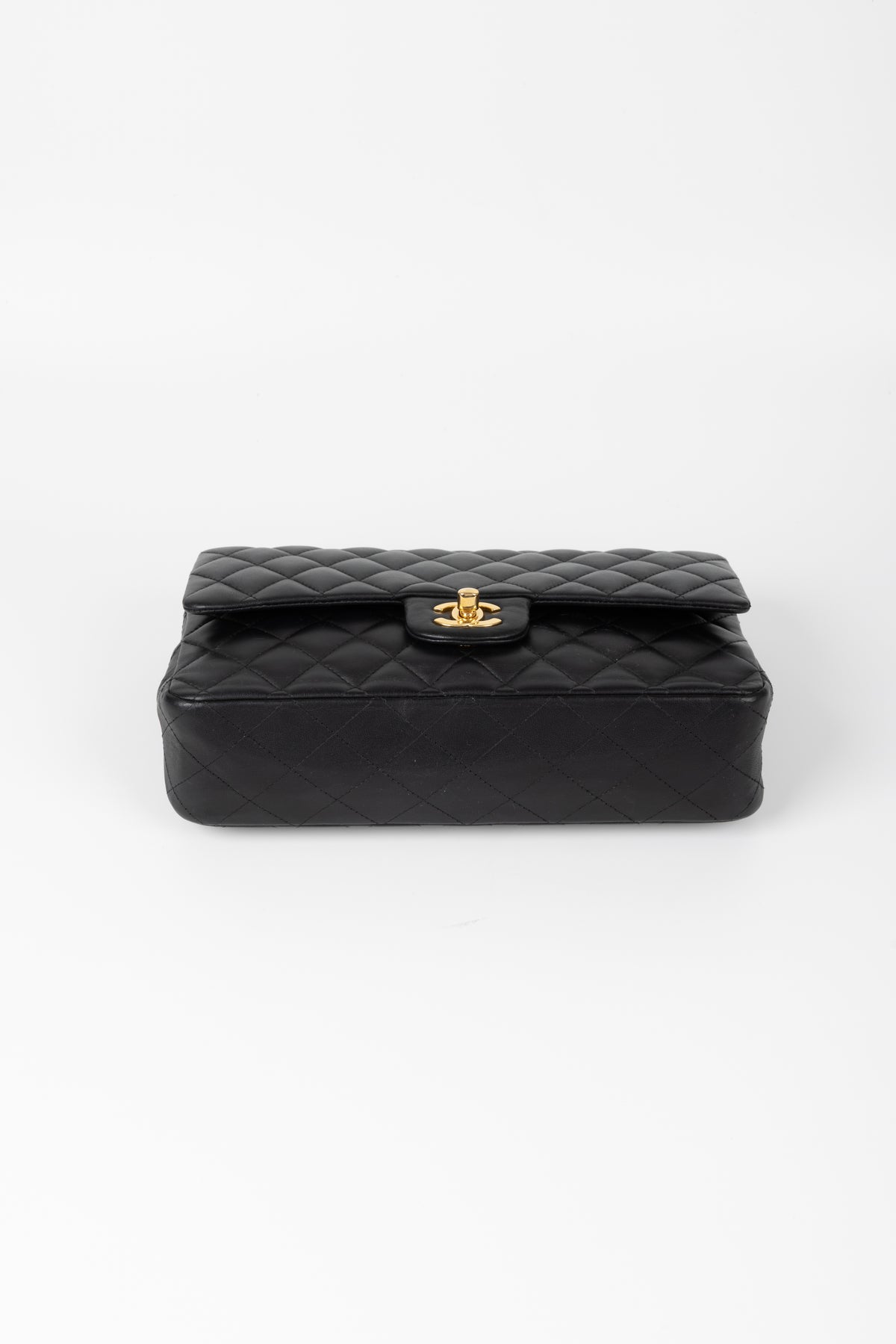 CHANEL 11.12 NERA/ORO