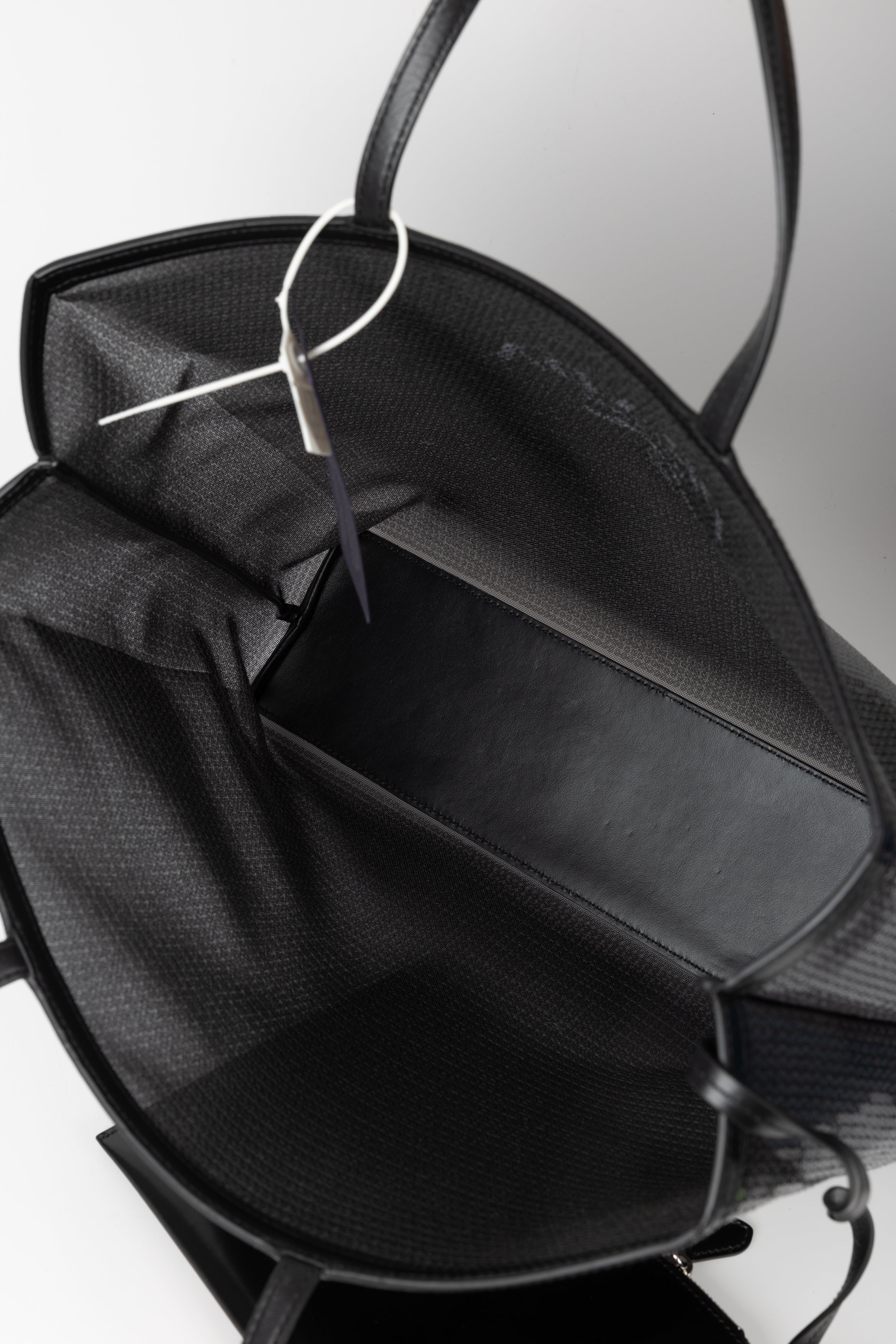 PRADA TOTE BAG PAILLETS NERA