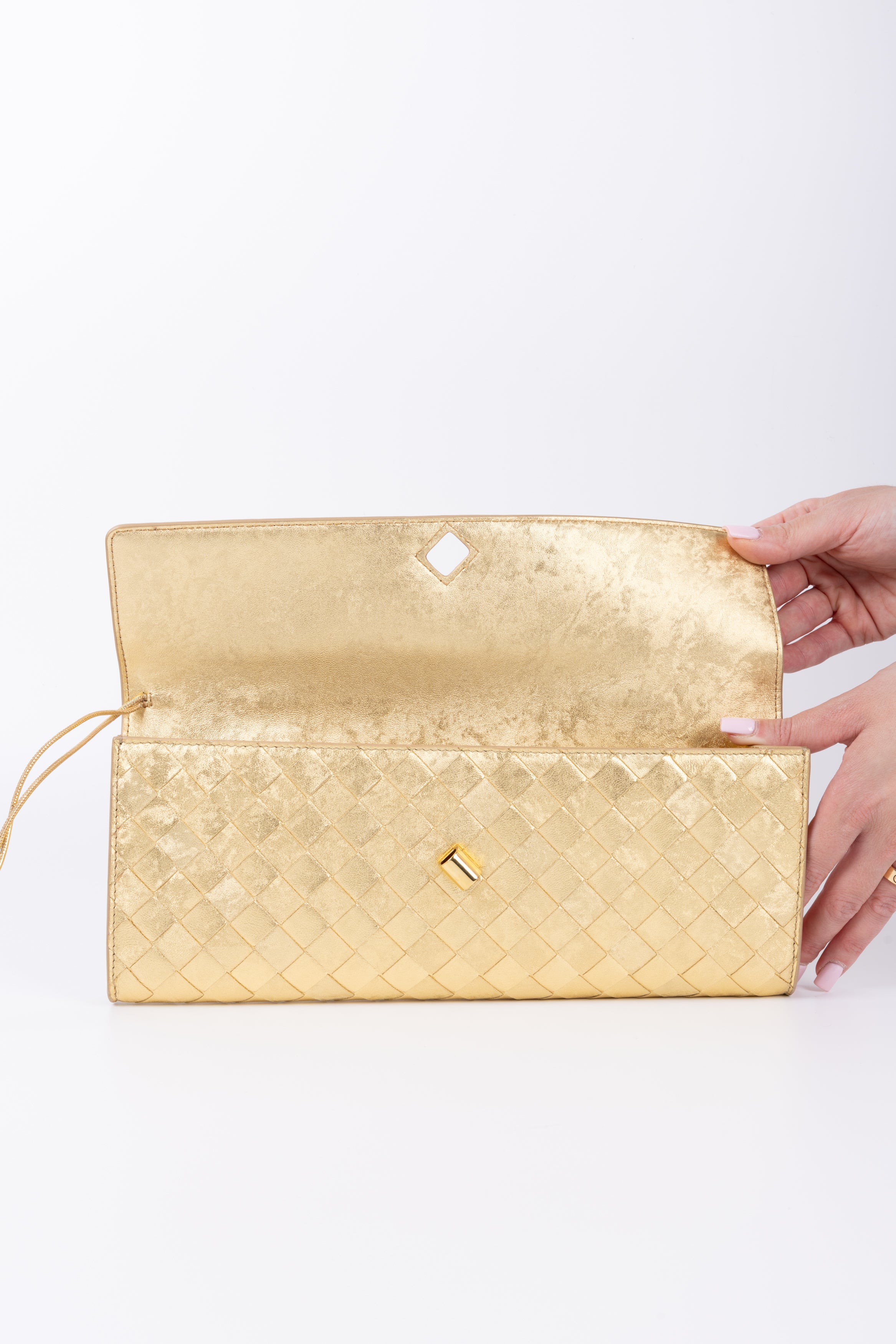 BOTTEGA VENETA ANDIAMO CLUTCH ORO OPACA