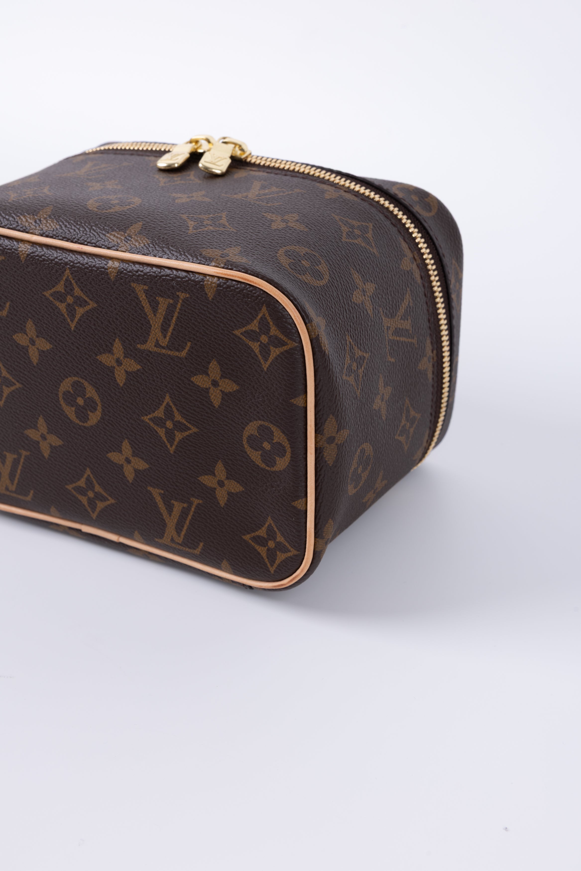 LOUIS VUITTON VANITY MINI