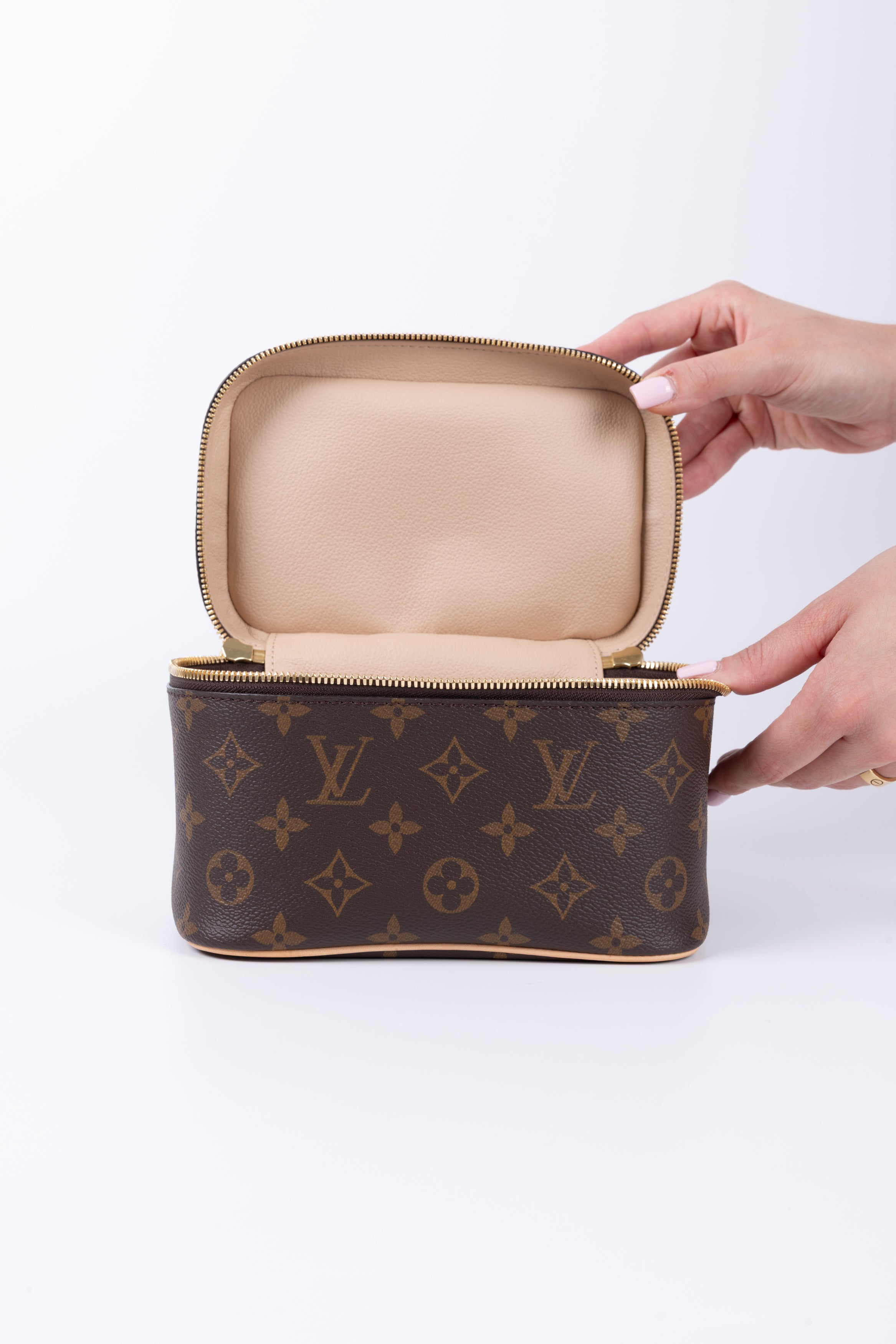 LOUIS VUITTON VANITY MINI