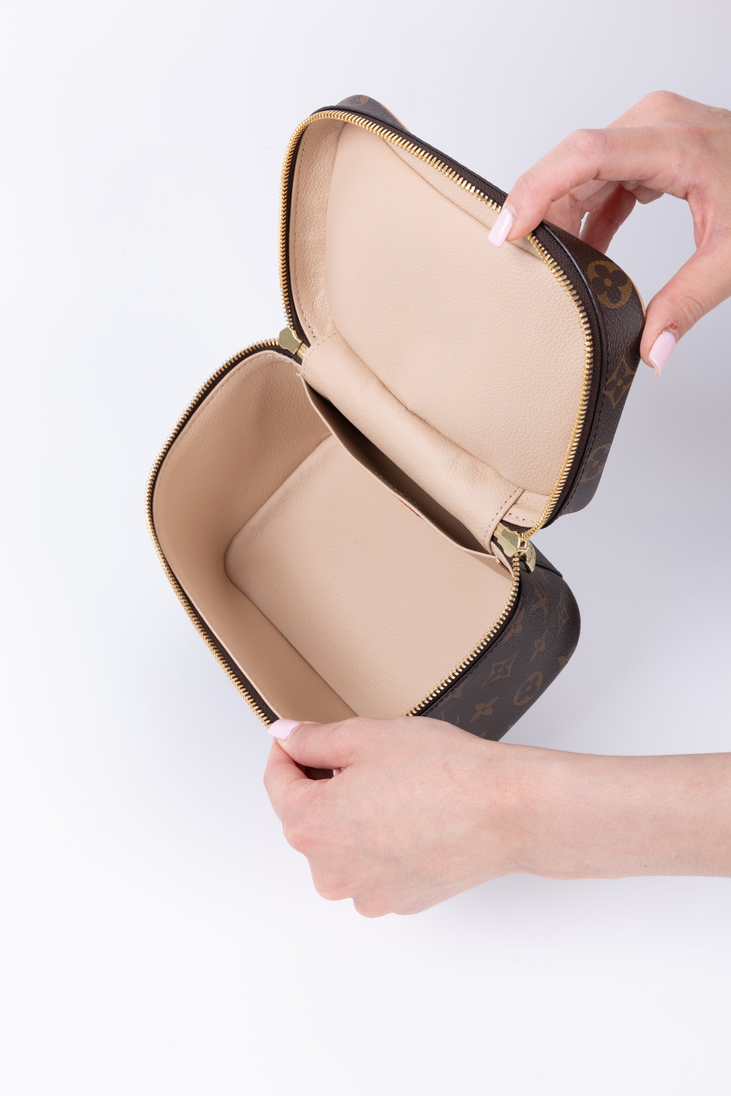 LOUIS VUITTON VANITY MINI