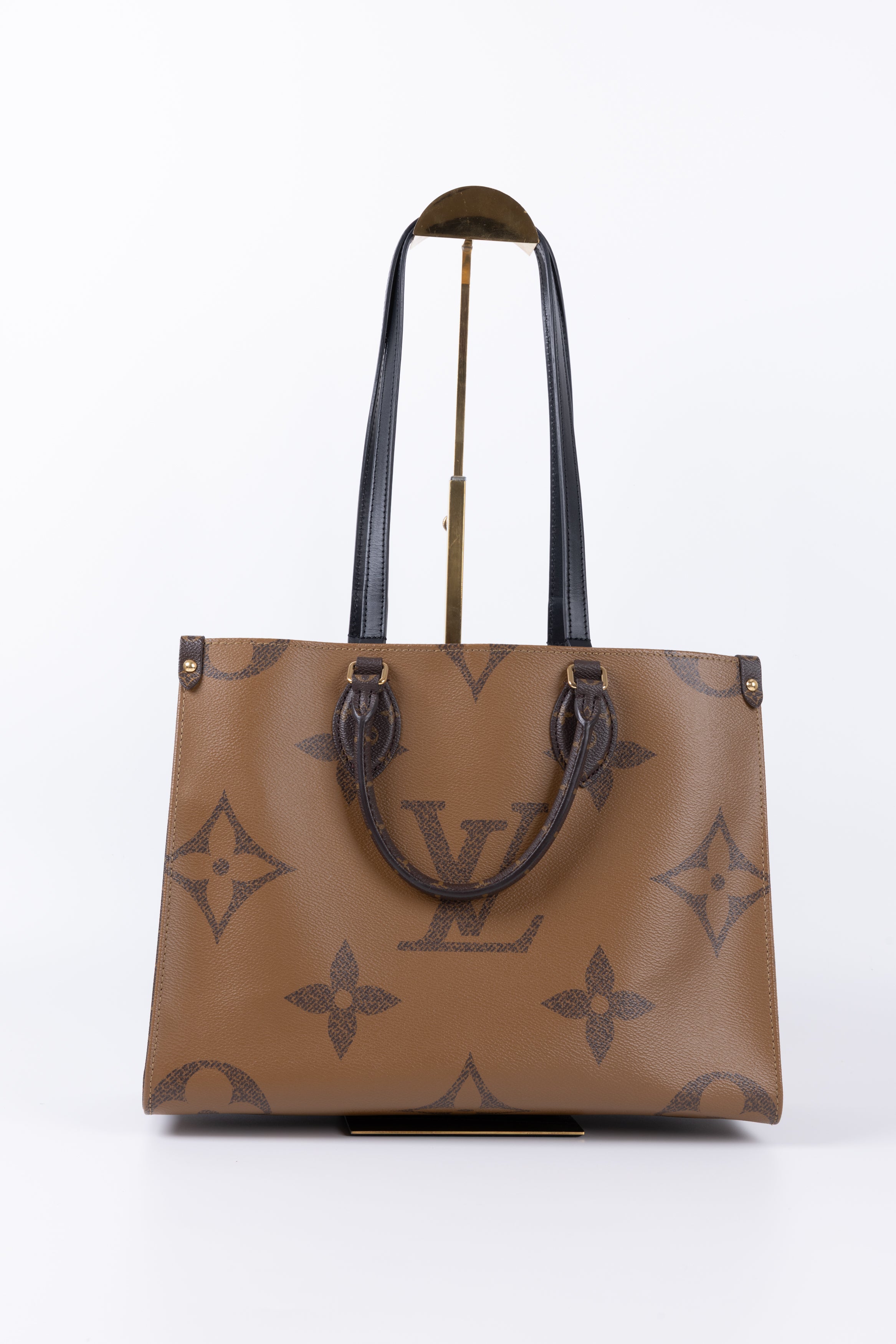 LOUIS VUITTON ON THE GO MM
