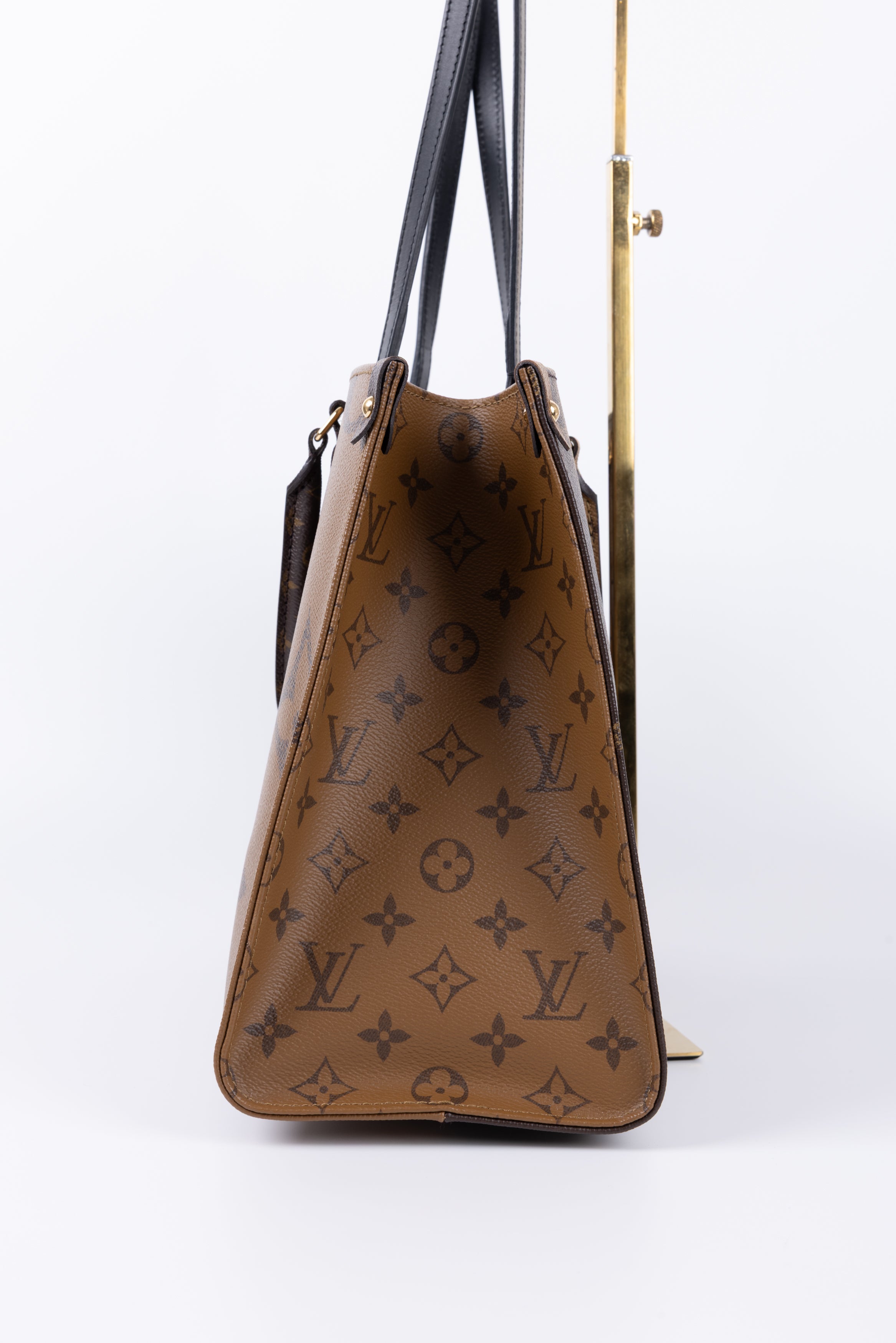 LOUIS VUITTON ON THE GO MM