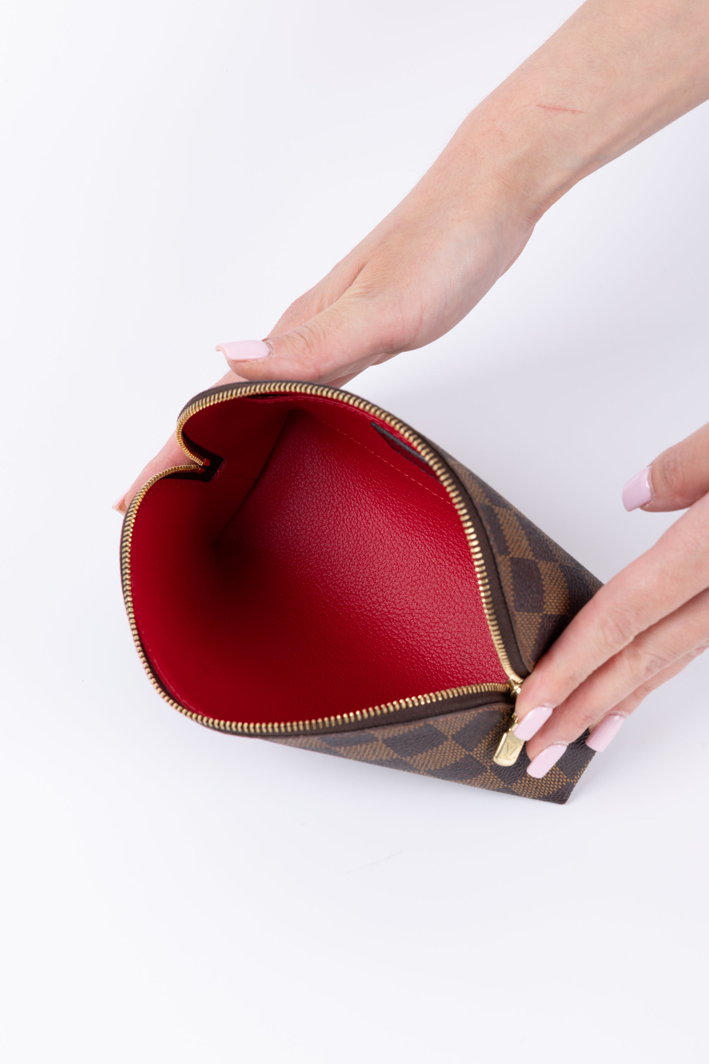 LOUIS VUITTON POCHETTE COSMETIC DAMIER
