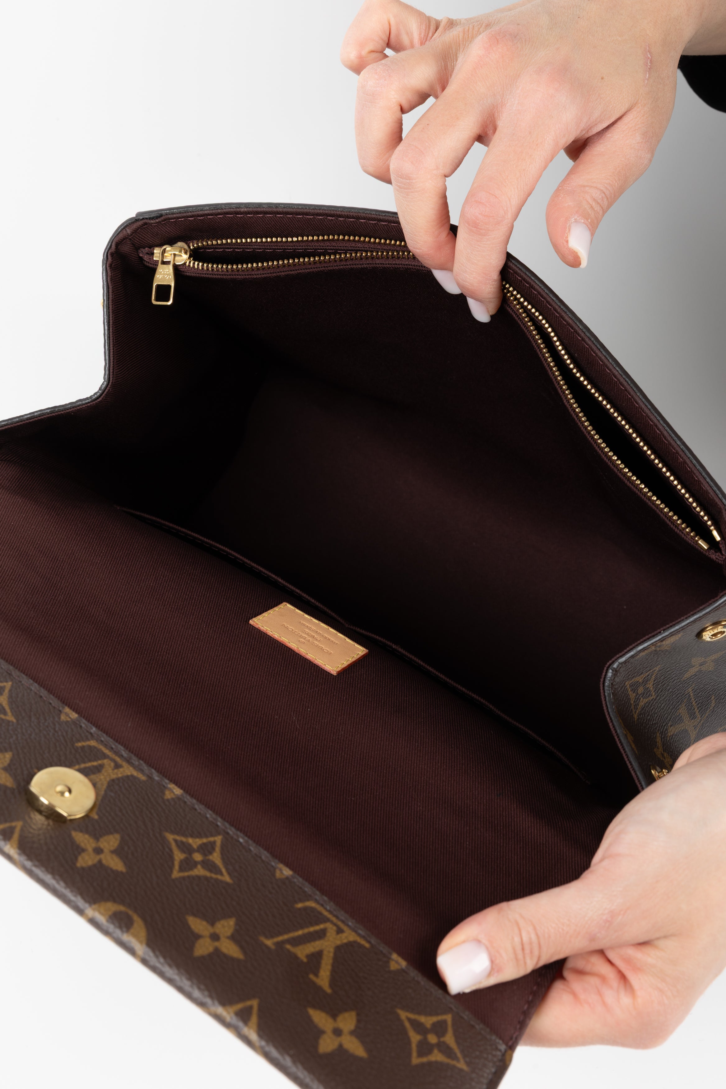 LOUIS VUITTON CLUNY MM