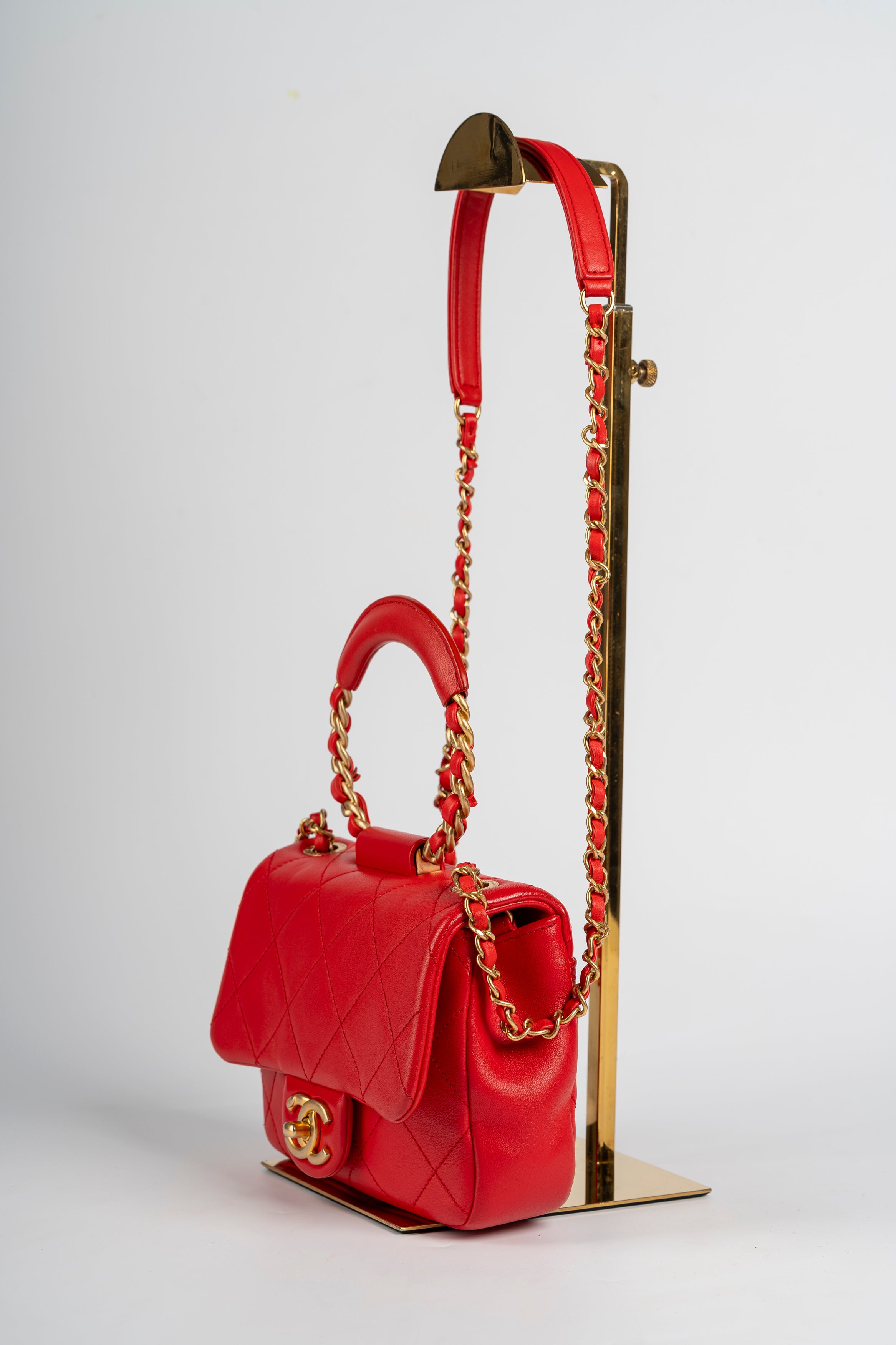 Chanel in The Loop Mini Rosso