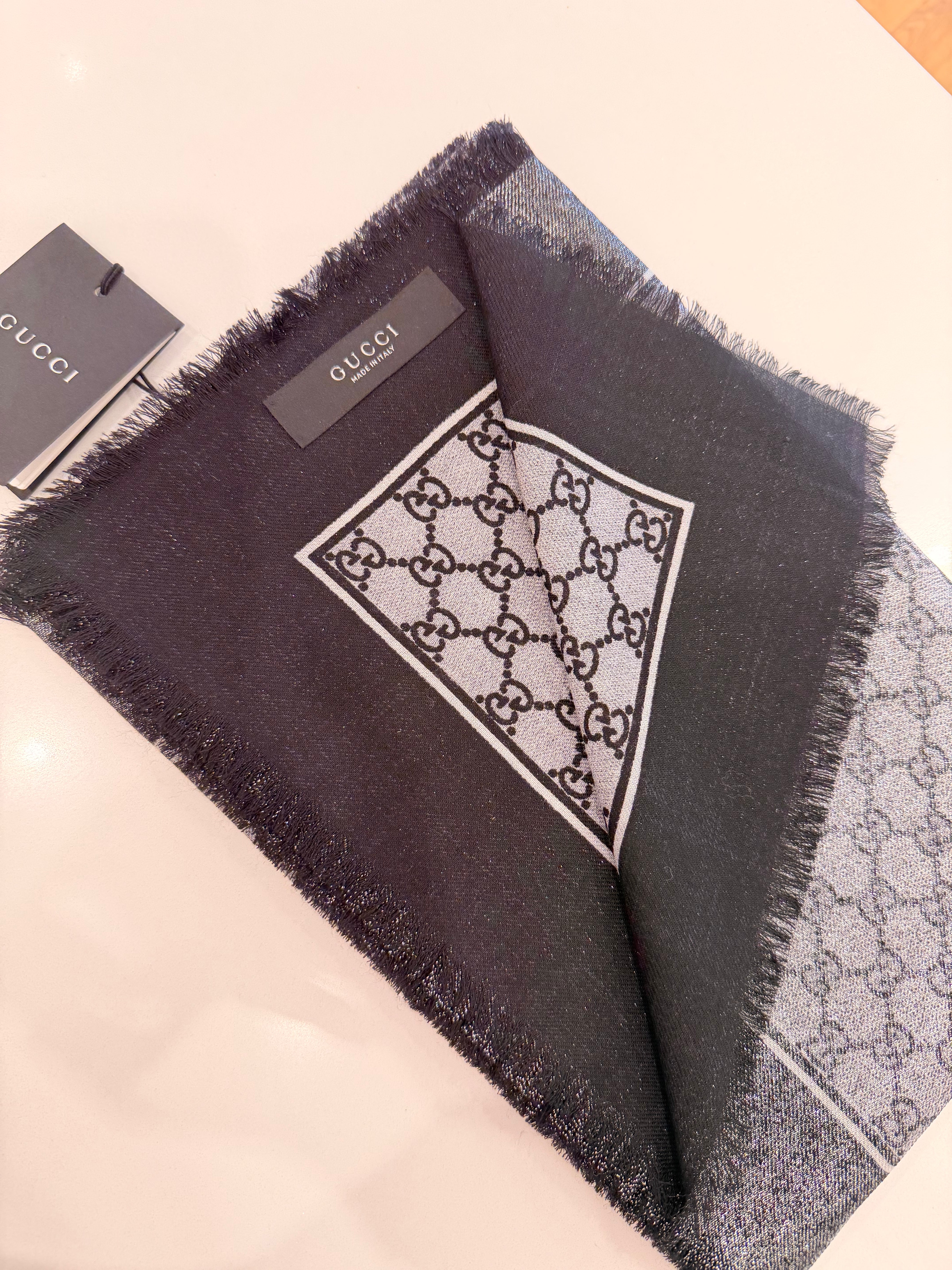 GUCCI STOLA SATINATA NERA/ARGENTO 21