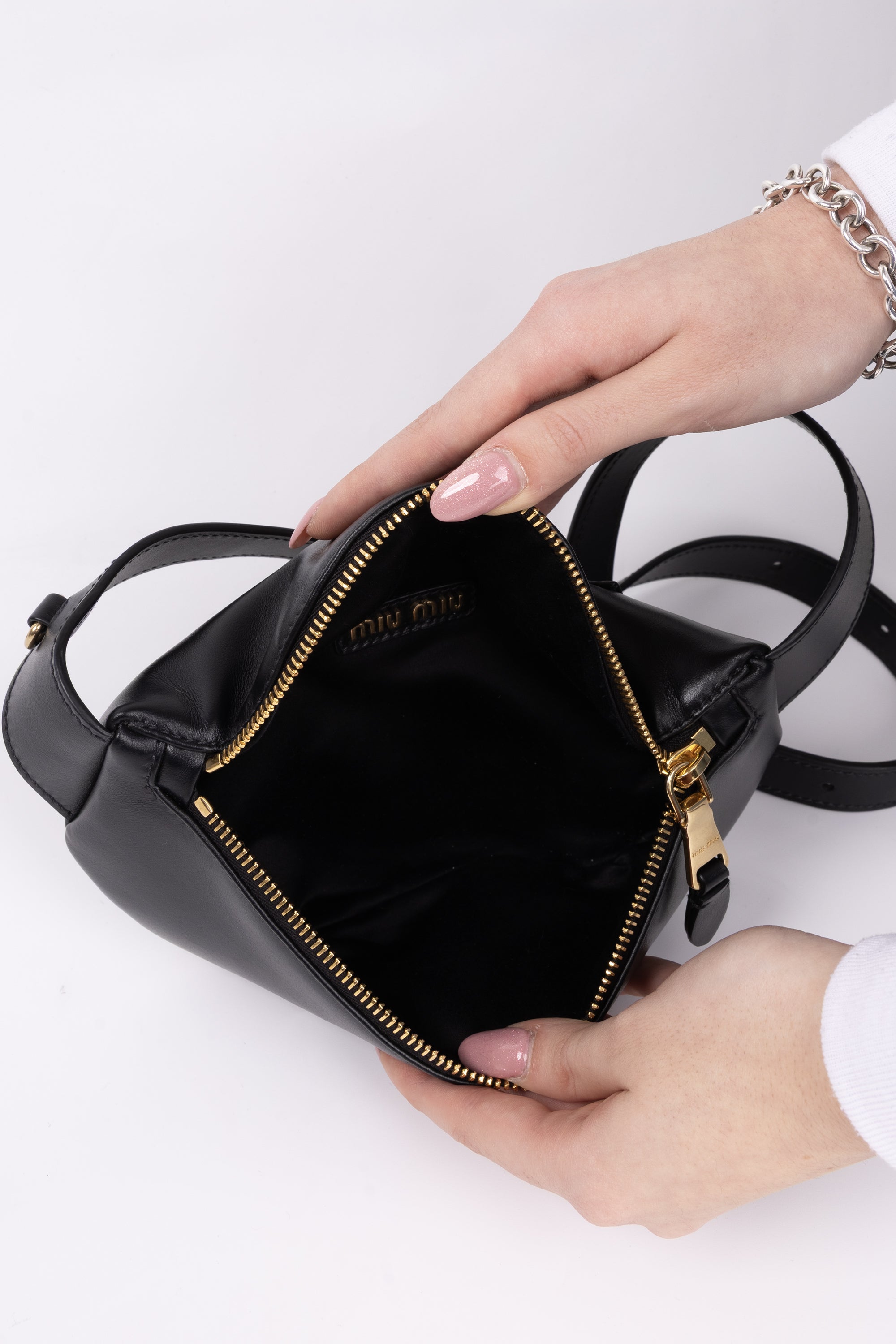 Miu Miu Marsupio Piccolo in pelle Nero