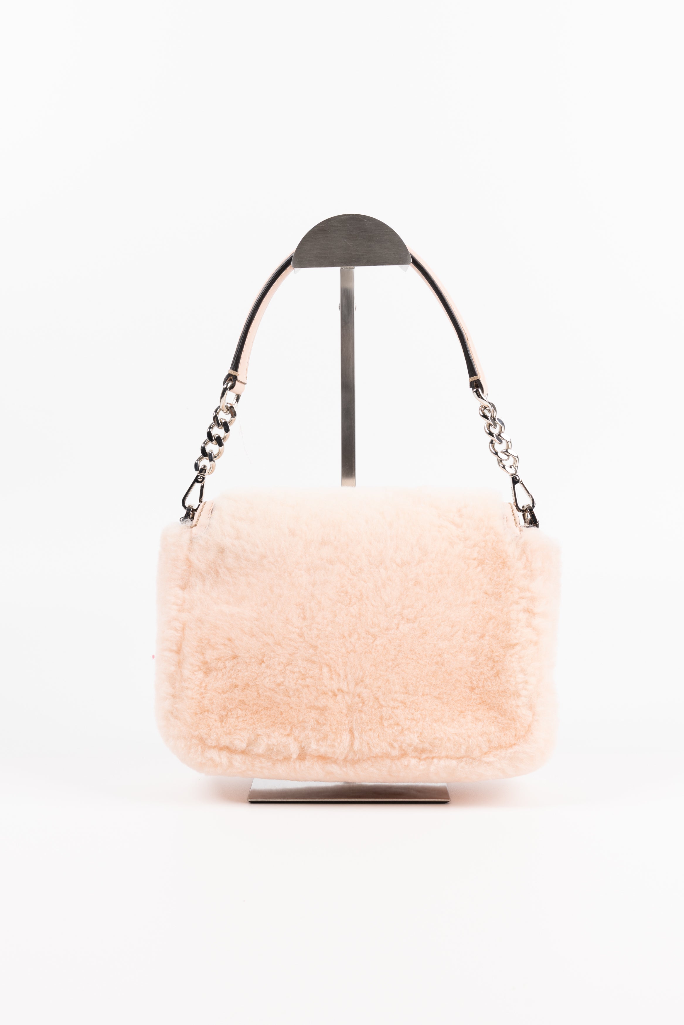 Fendi Baguette Montone Rosa