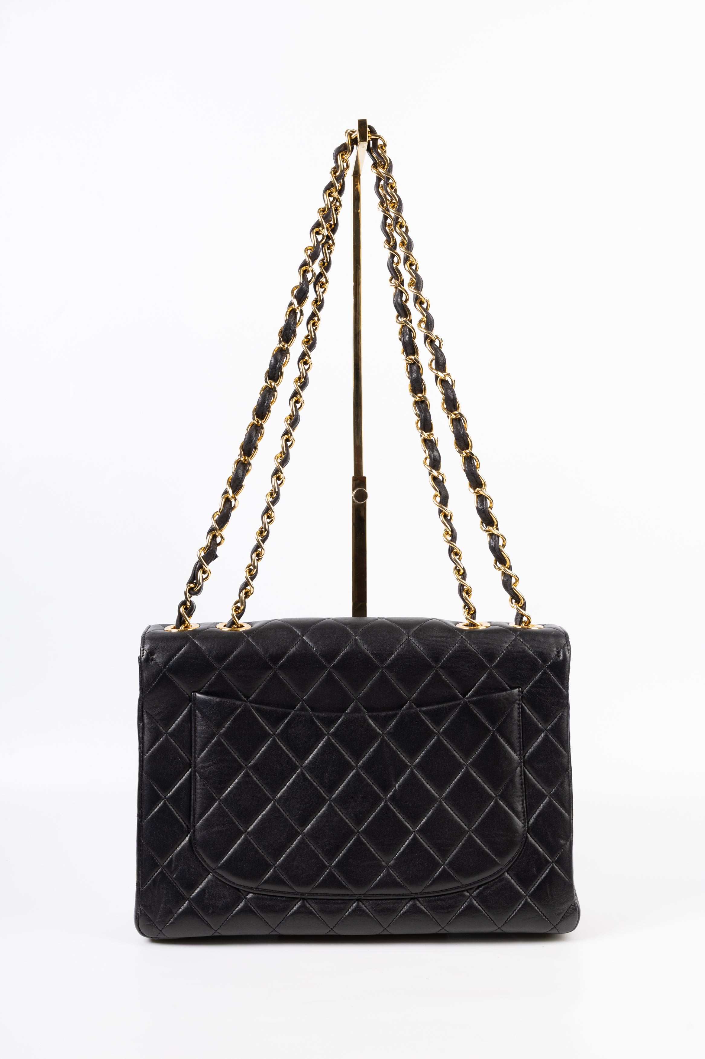 Chanel Nera Maxi Logo