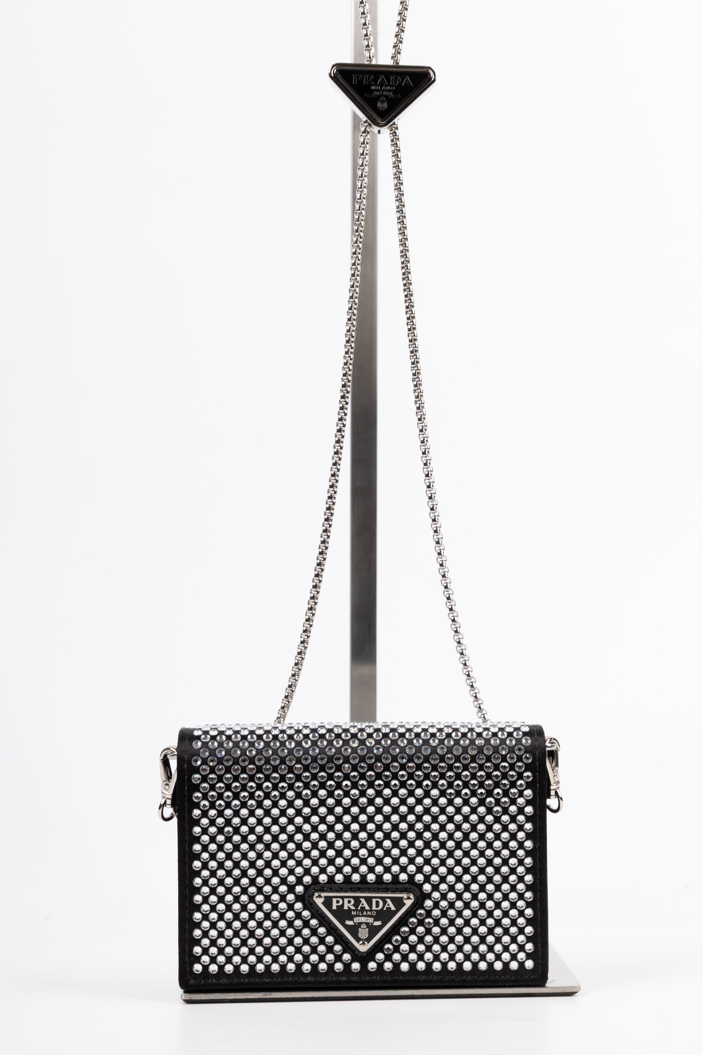 prada portacarte con tracolla con brillantini